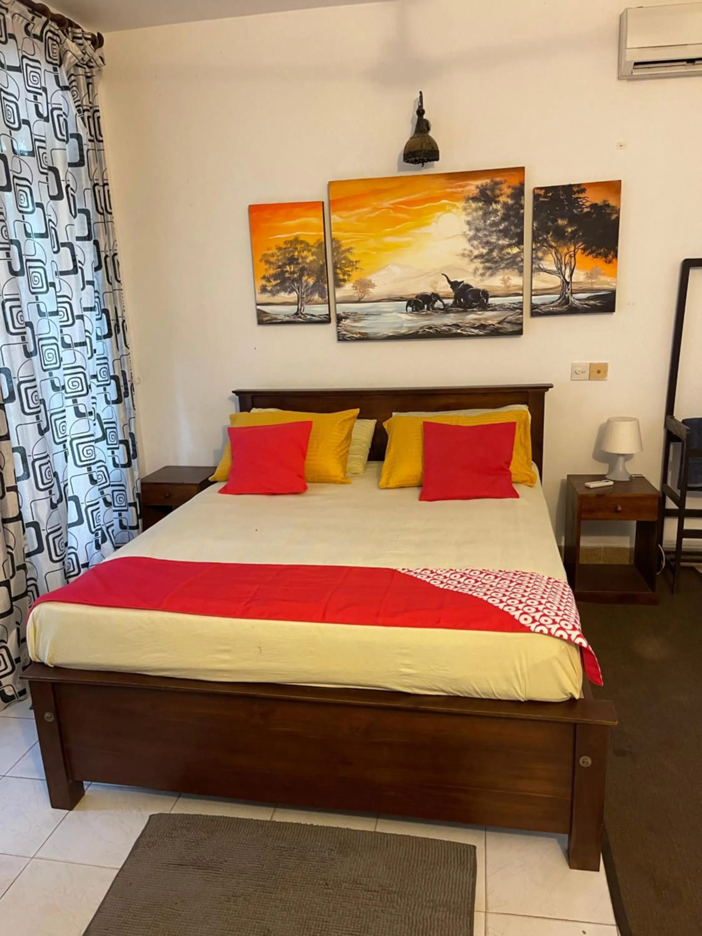 Bed in OYO 459 Barasti beach resort