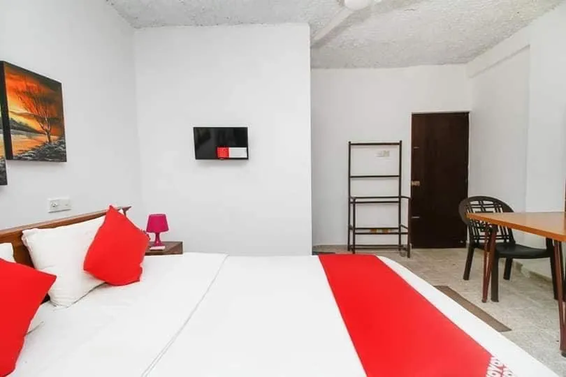 Bed in OYO 459 Barasti beach resort