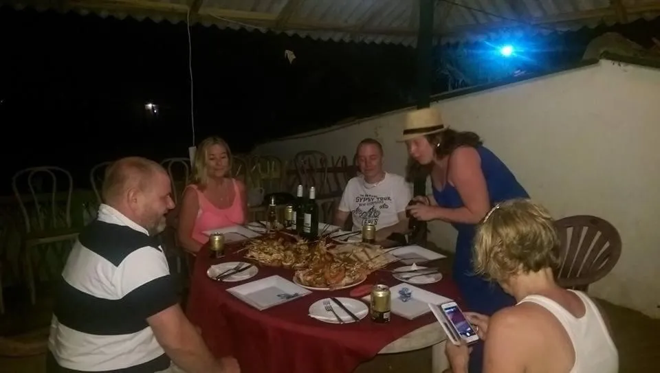 Restaurant/places to eat in OYO 459 Barasti beach resort