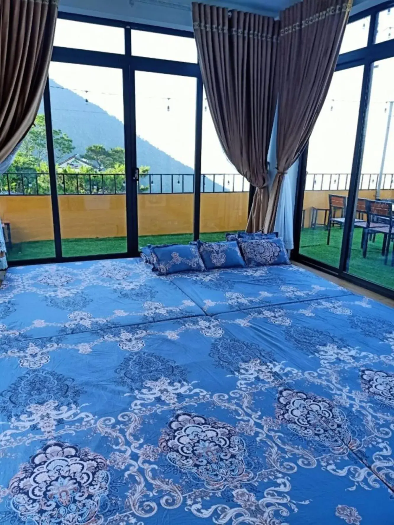 Balcony/Terrace, Bed in Sun Villa Tam Đảo Balcony/Terrace, Bed in Sun Villa Tam Đảo