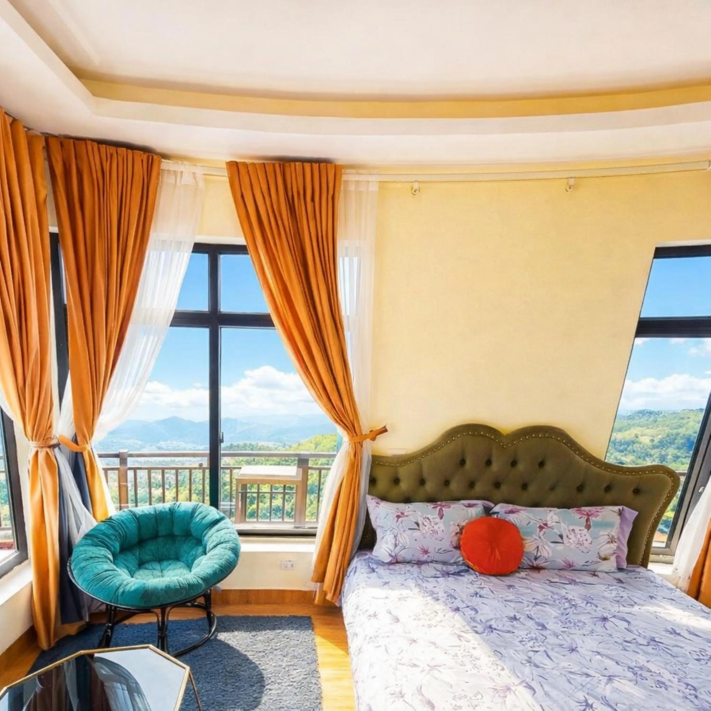 Photo of the whole room, Bed in Sun Villa Tam Đảo