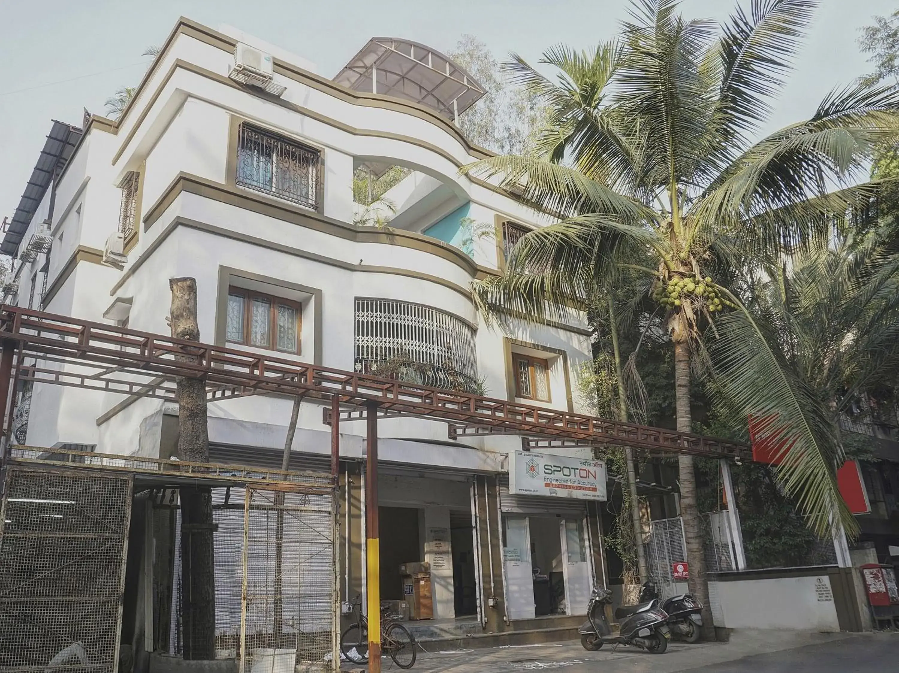 Facade/entrance in Super Townhouse The Upper Room Near Pune Airport Facade/entrance in Super Townhouse The Upper Room Near Pune Airport