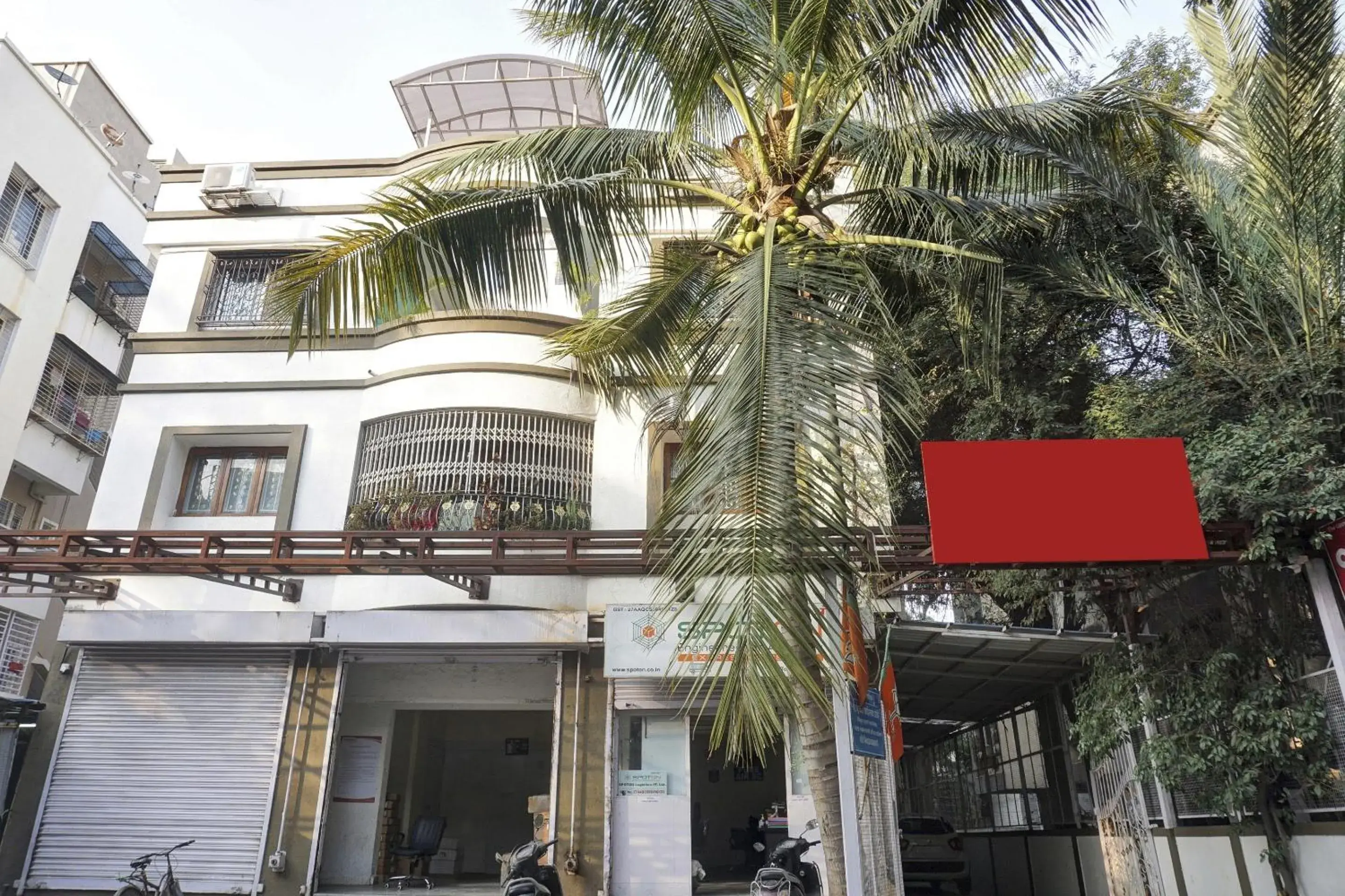 Super Townhouse The Upper Room Near Pune Airport Super Townhouse The Upper Room Near Pune Airport