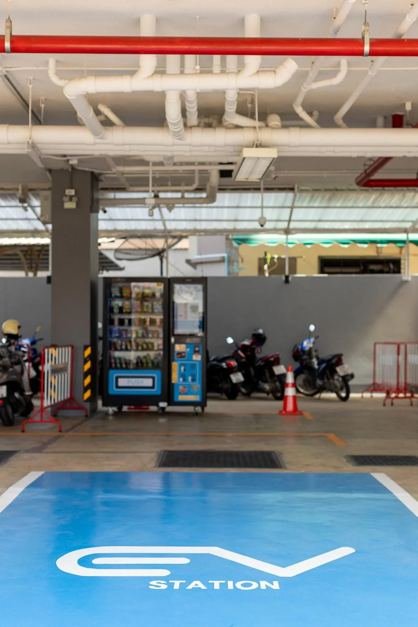 Restaurant/places to eat in SUBANAN Residence - SHA Extra Plus Certified