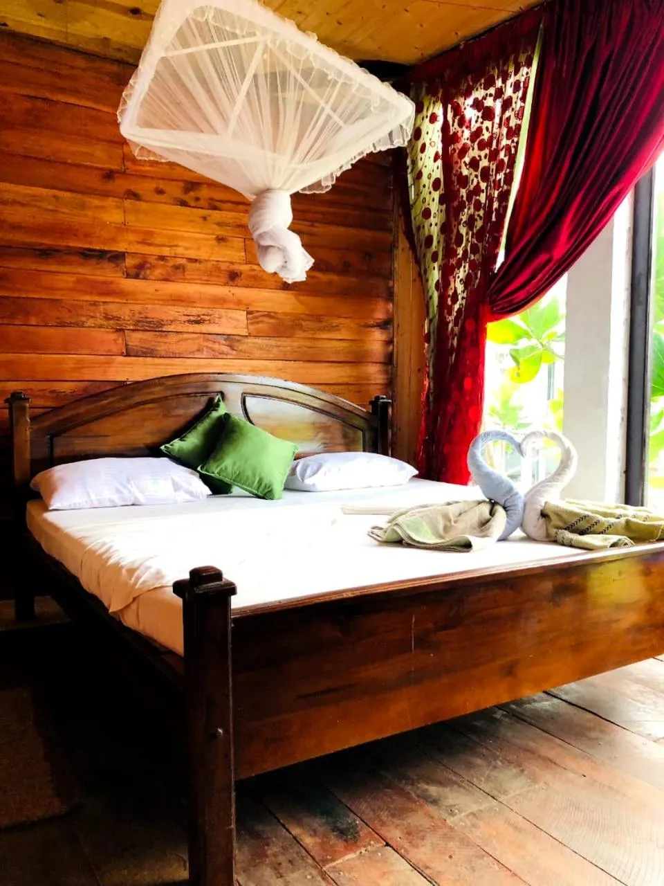 Bed in Lucky Sea Beach Hotel