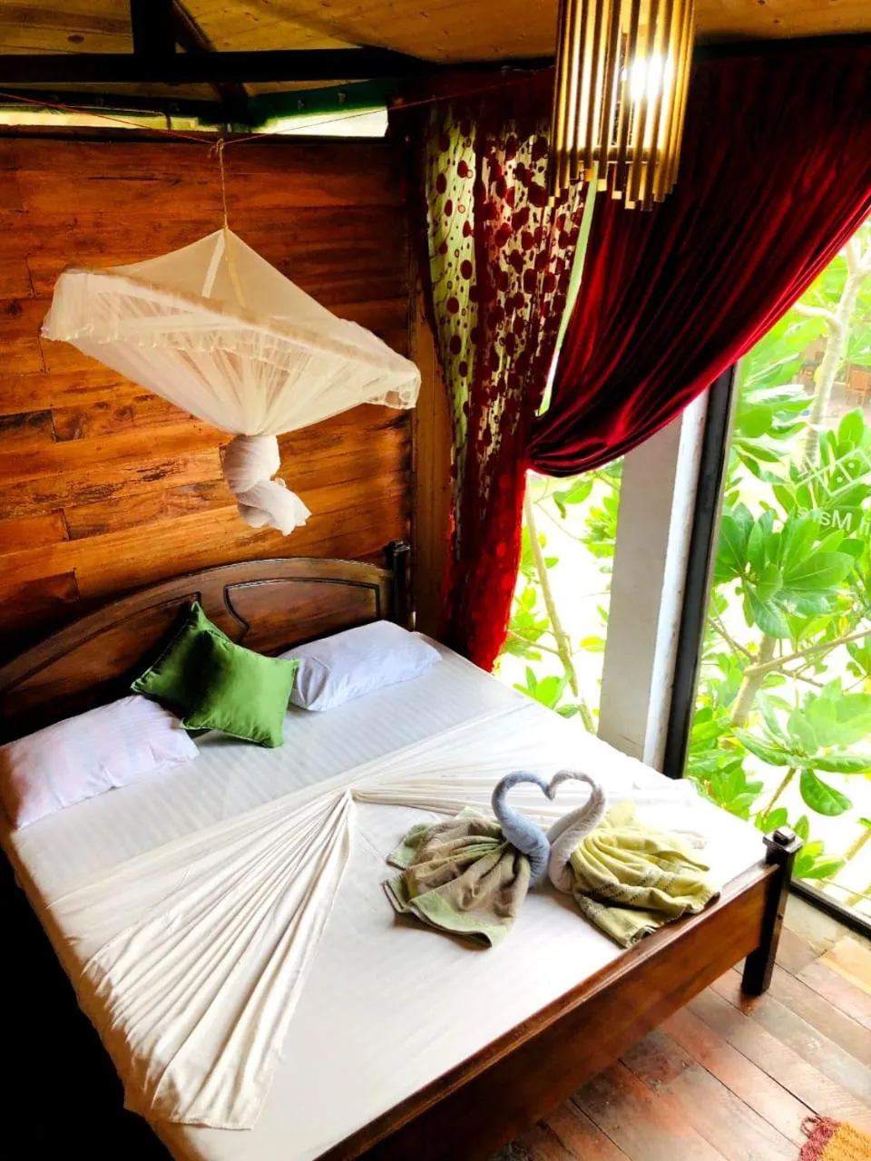 Bed in Lucky Sea Beach Hotel