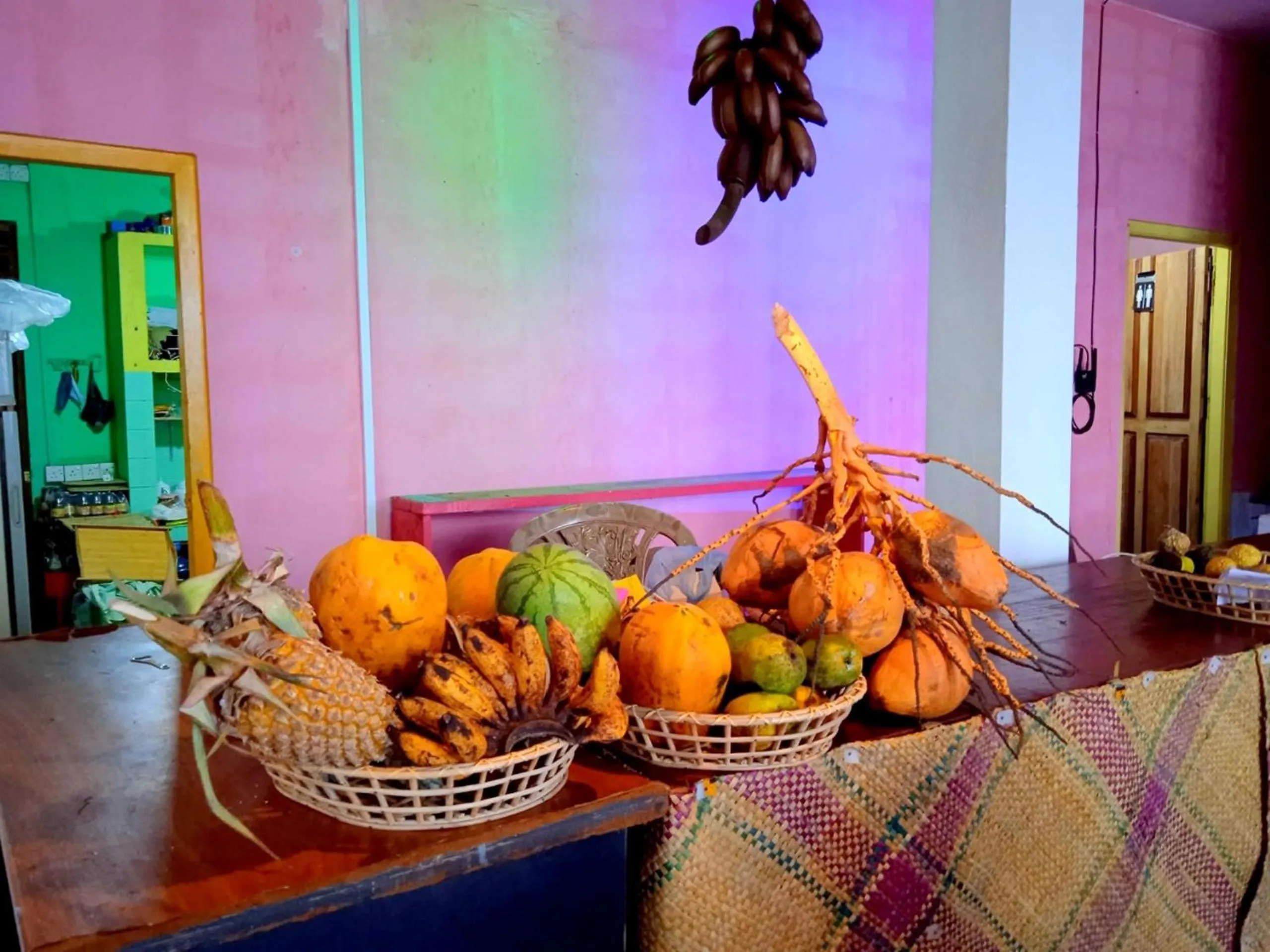 Food and drinks in Lucky Sea Beach Hotel