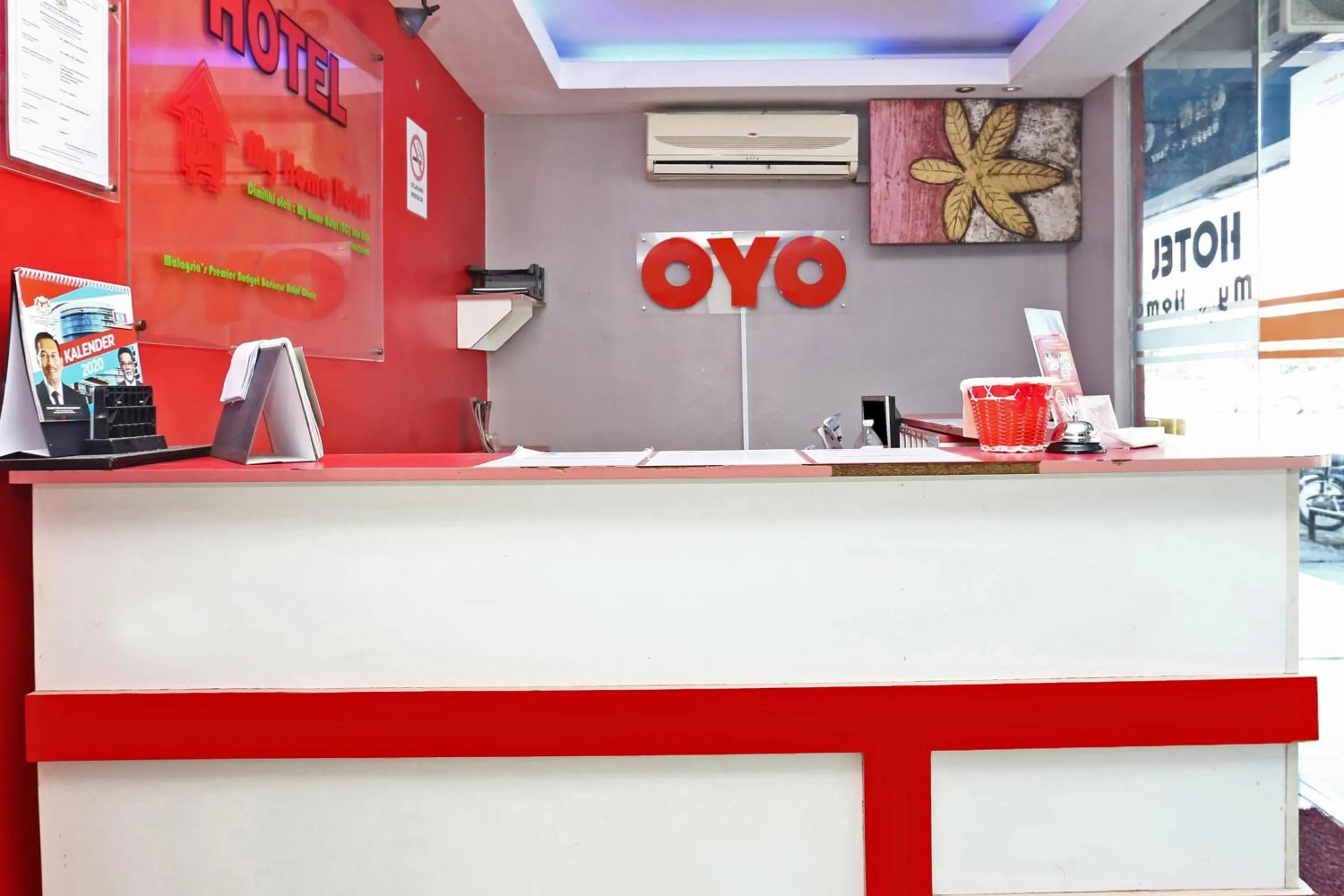 Lobby or reception in Hotel O My New Home Hotel