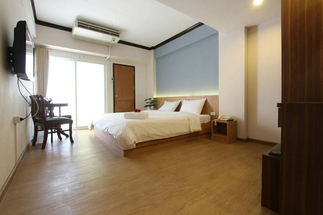 Bed in Beerapan Hotel