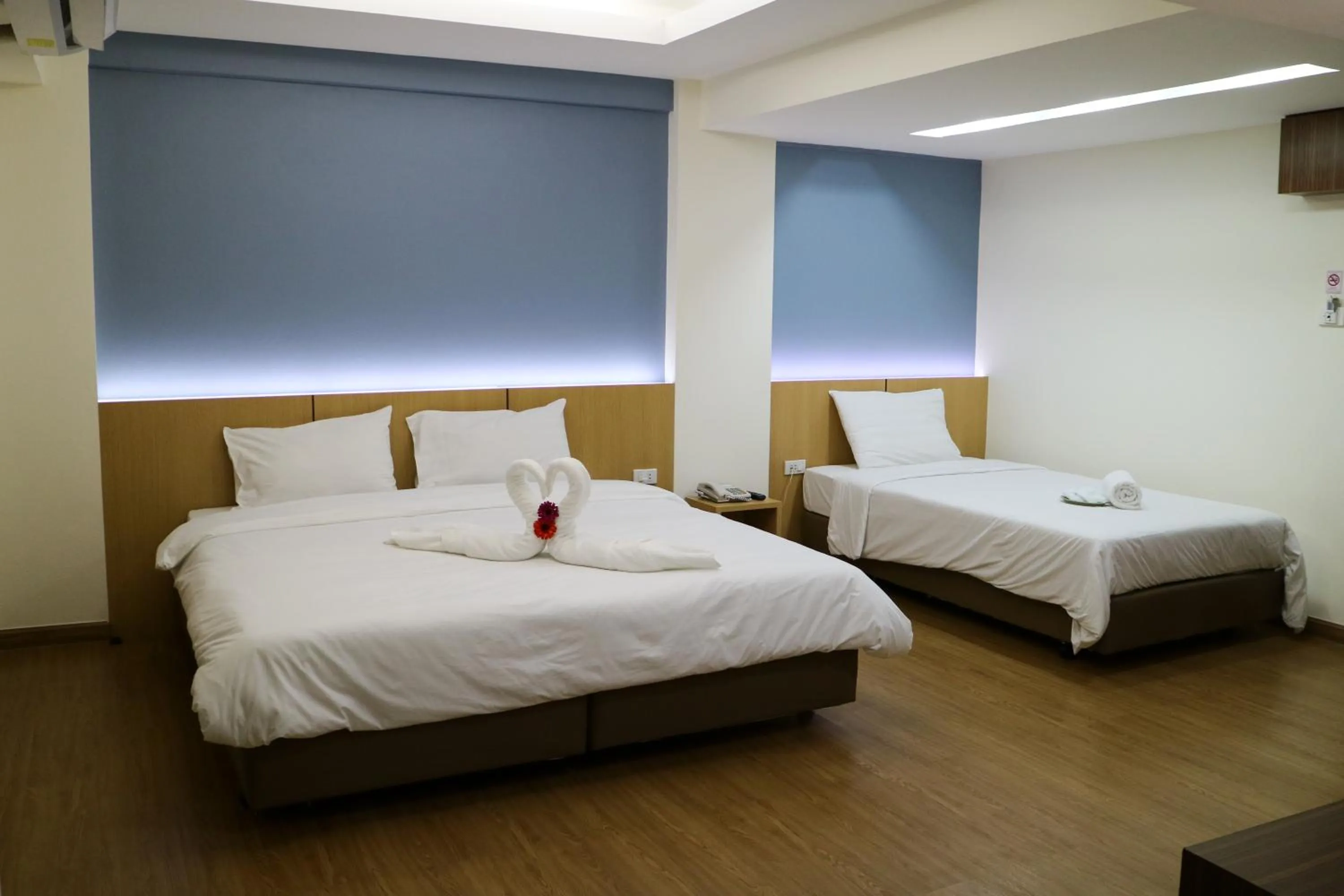 Bed in Beerapan Hotel