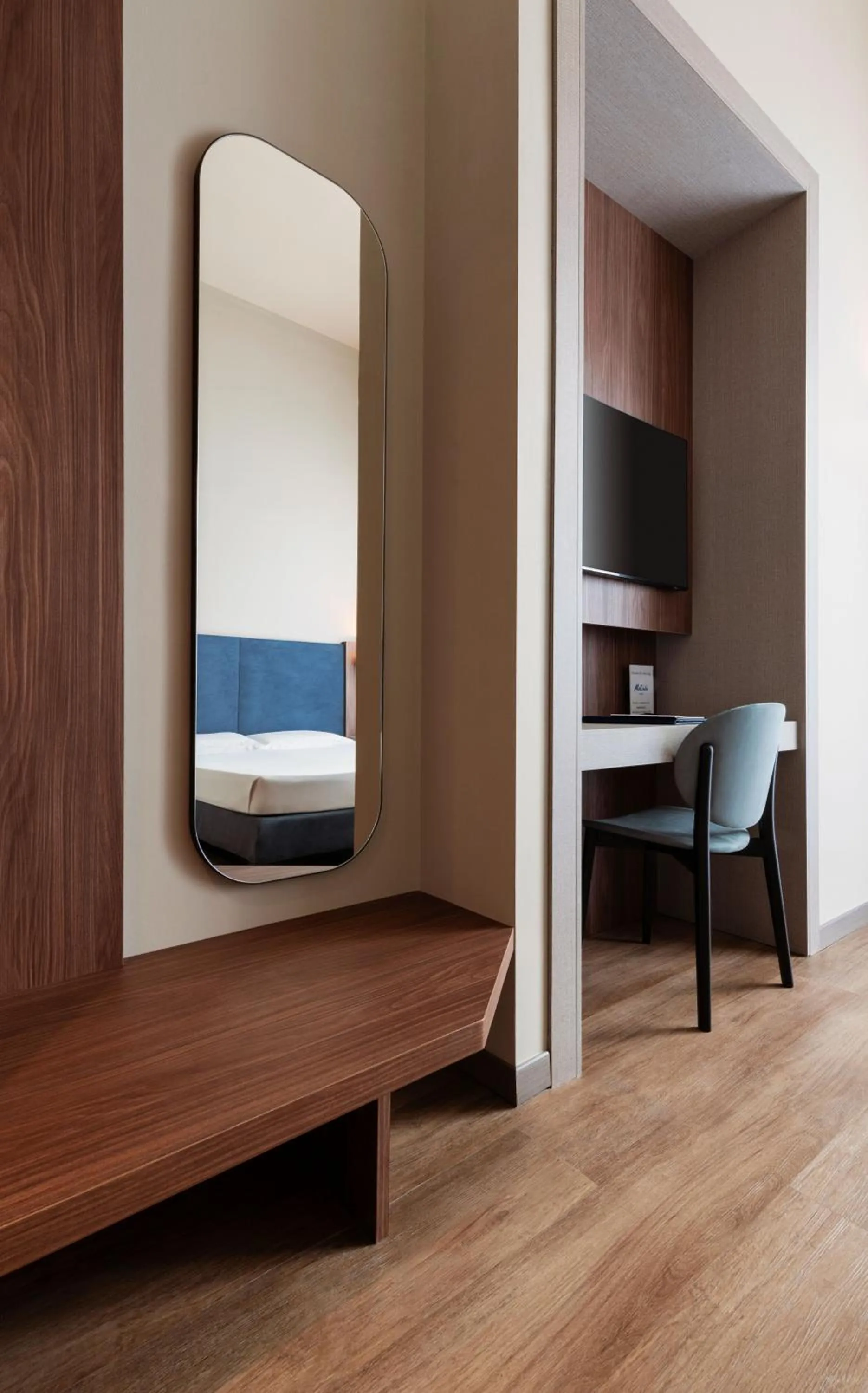 TV and multimedia, Bed in Mokinba Hotels Montebianco