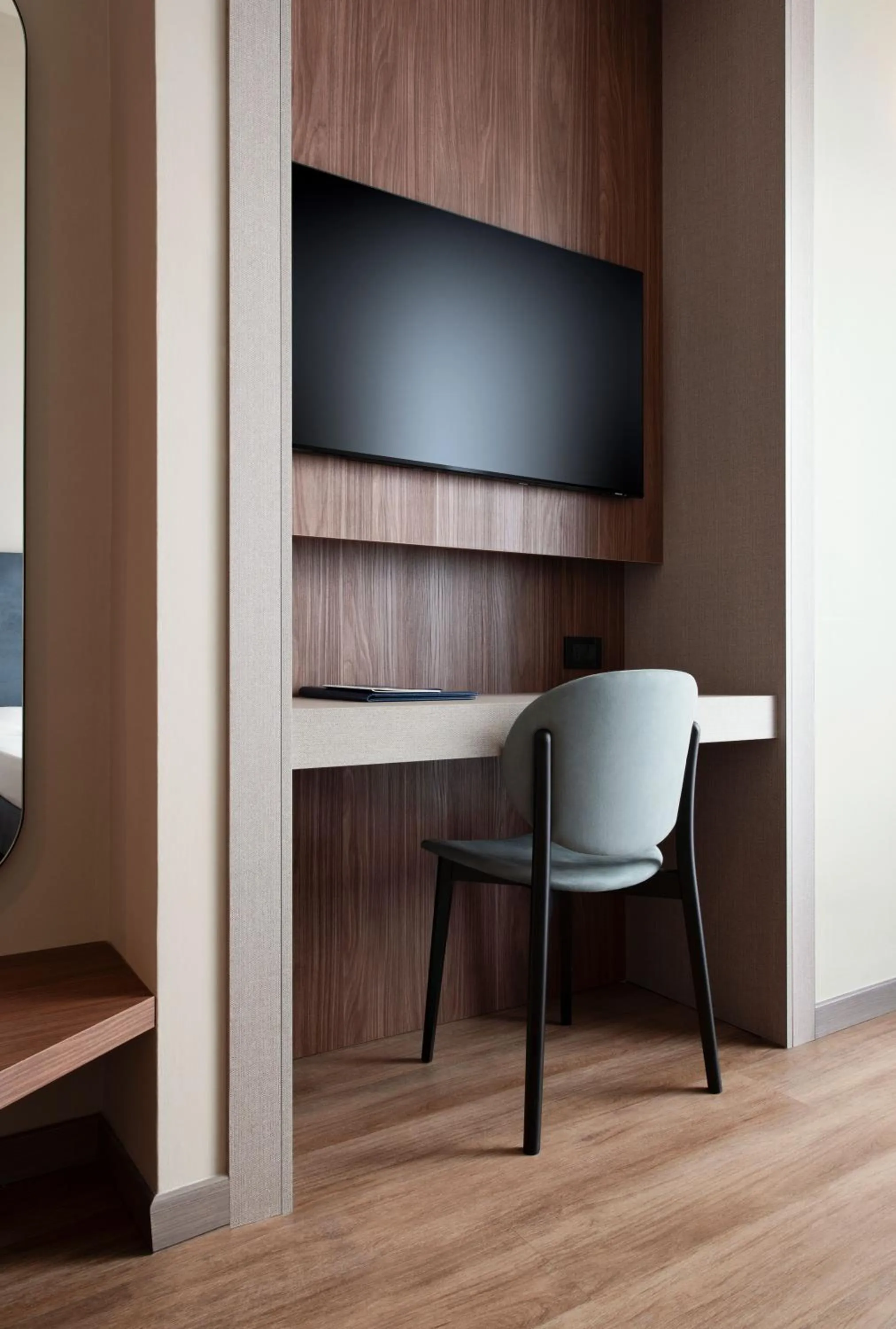 TV and multimedia in Mokinba Hotels Montebianco