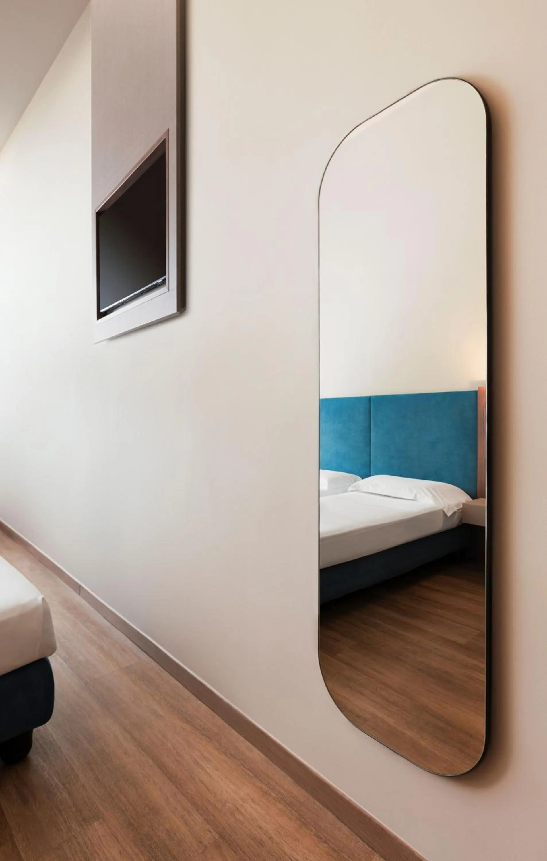 TV and multimedia, Bed in Mokinba Hotels Montebianco