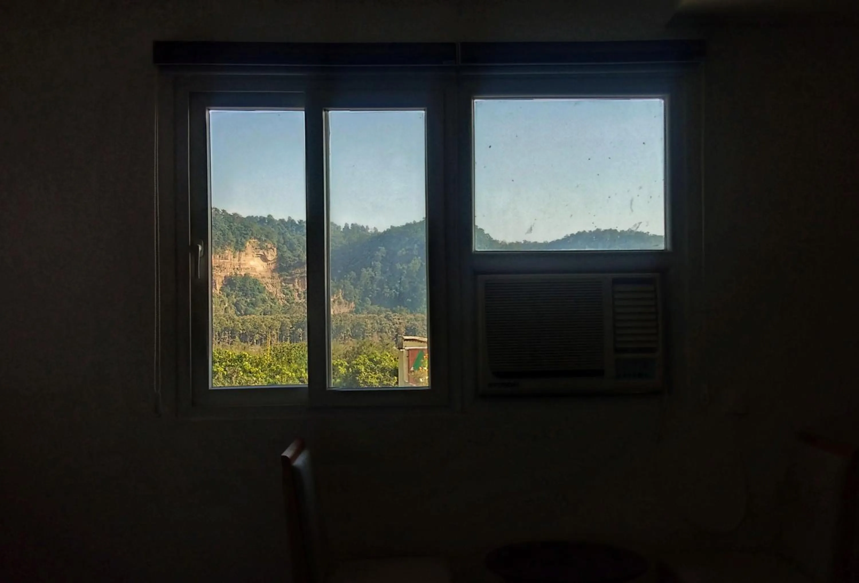 Mountain view in Iris Lite Corbett