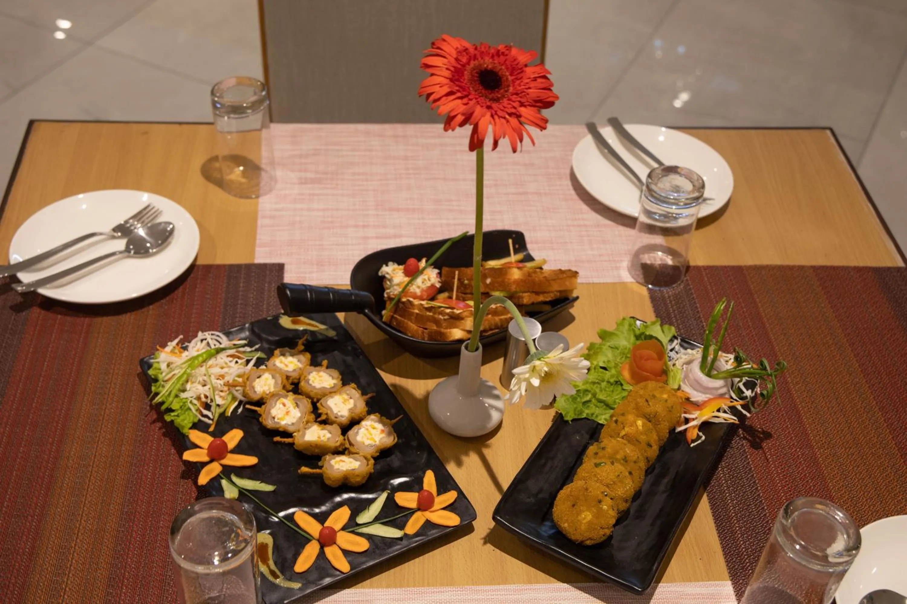 Food in Iris Lite Corbett