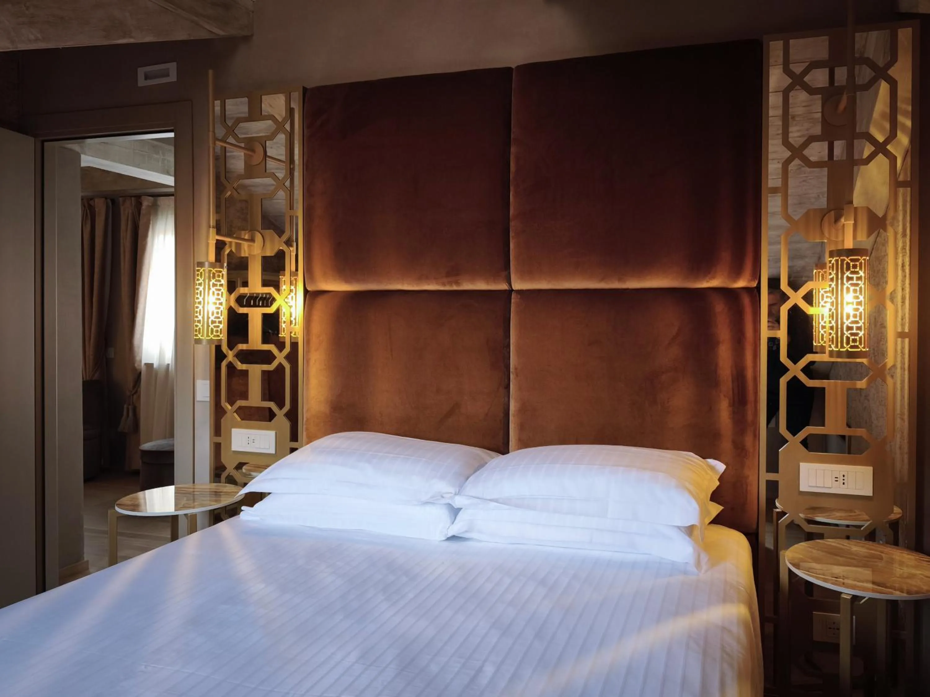 Bedroom, Bed in Hotel Antiche Figure