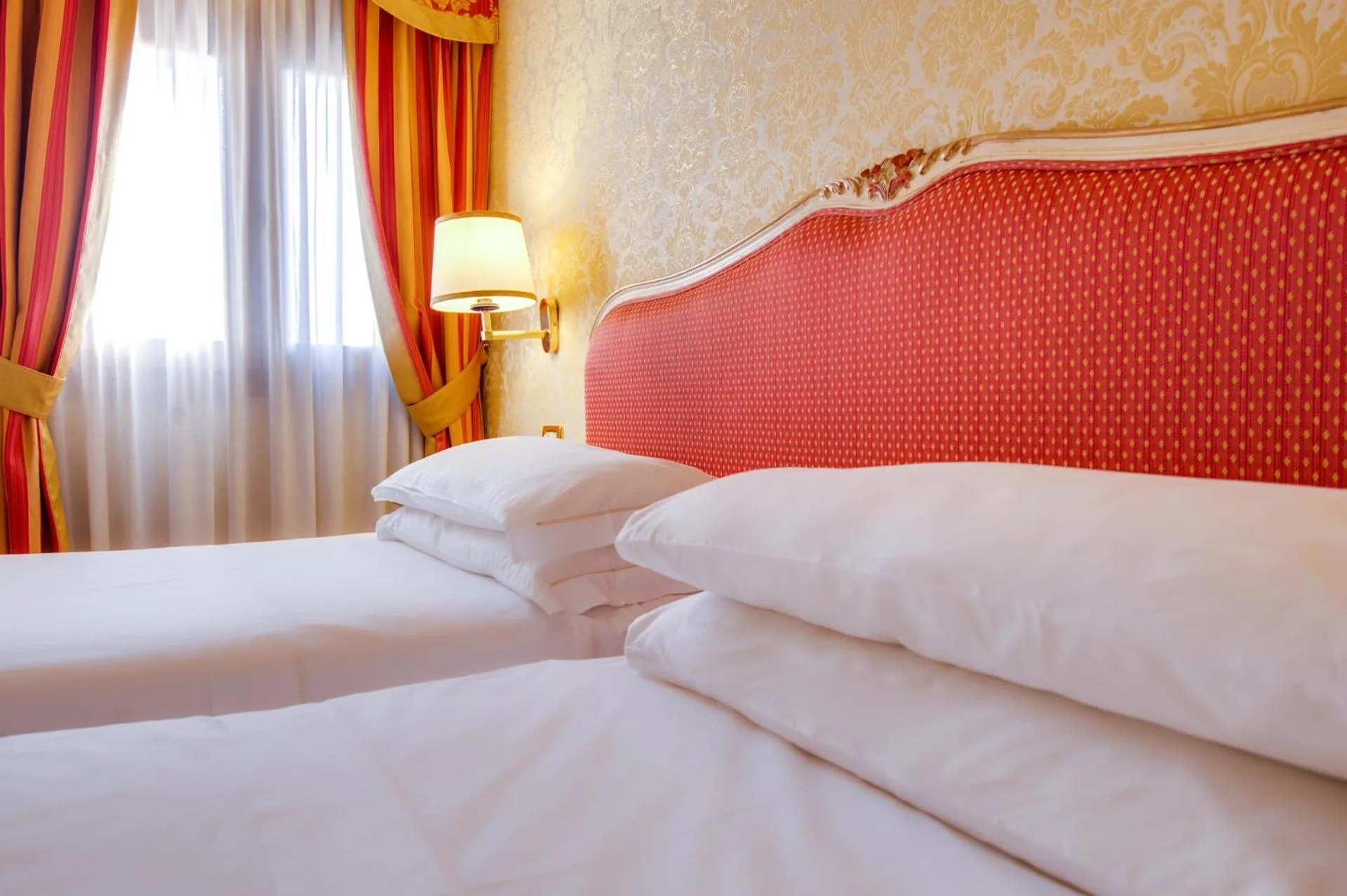 Bedroom, Bed in Hotel Antiche Figure