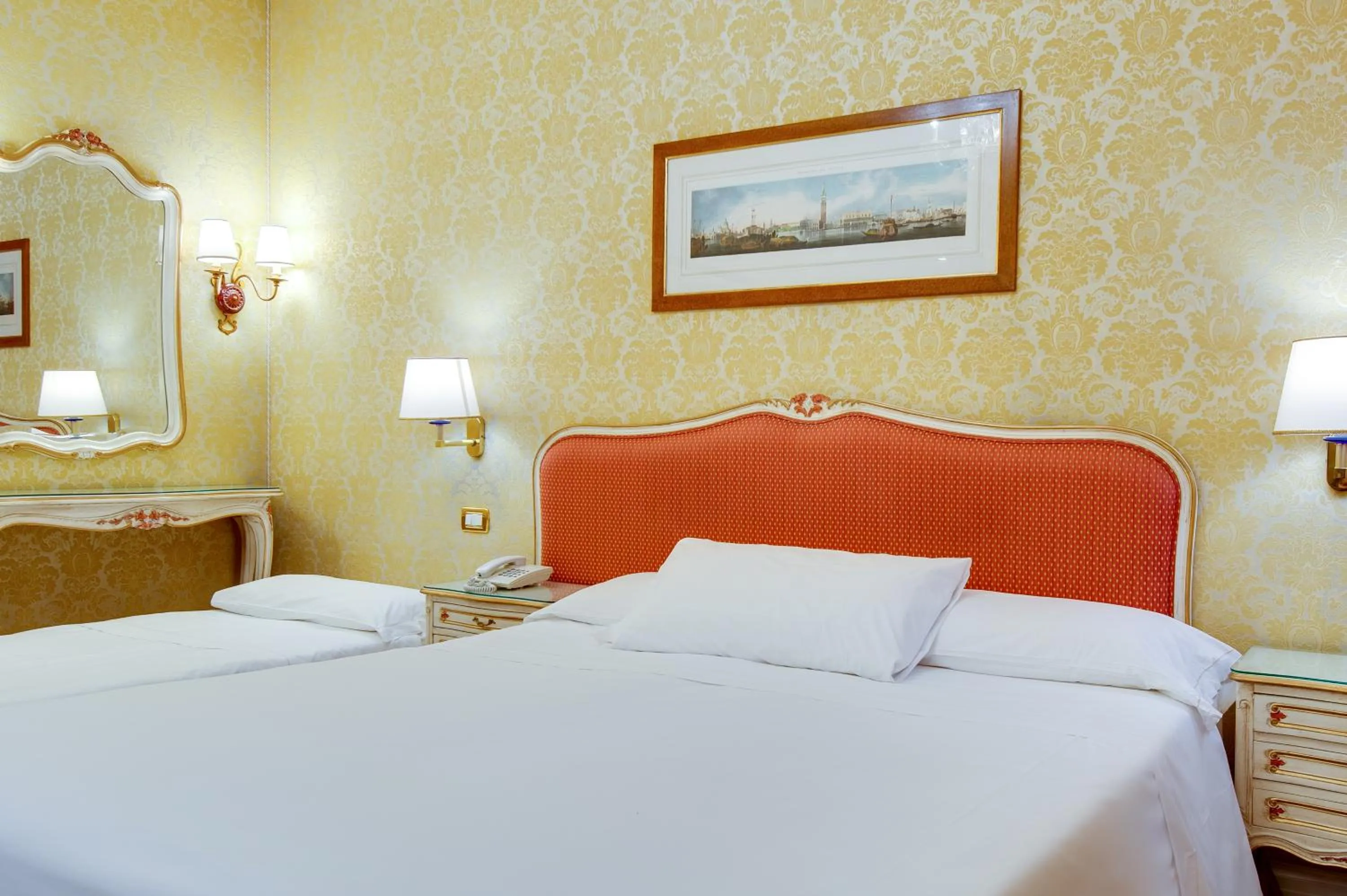 Bed in Hotel Antiche Figure