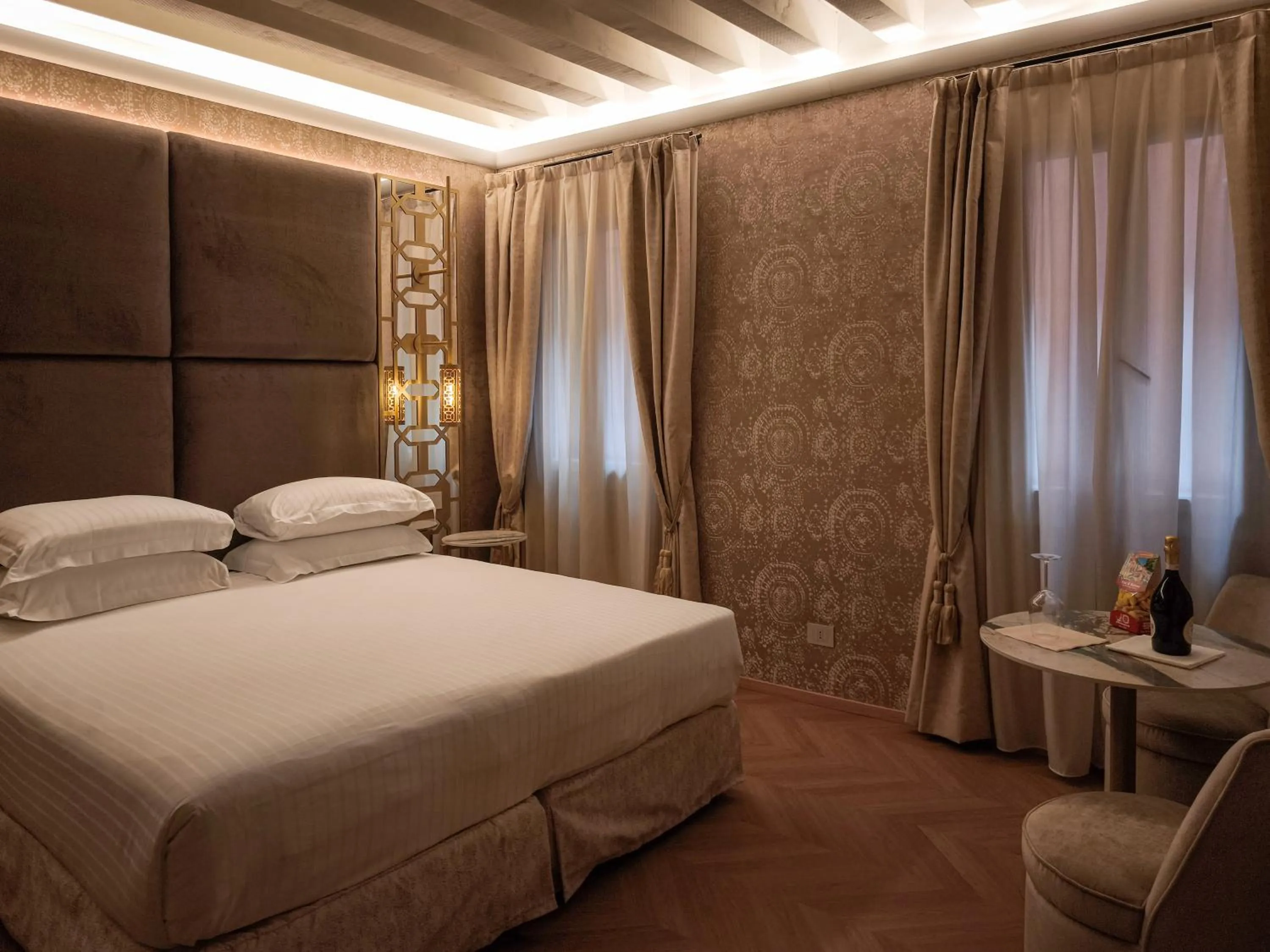 Photo of the whole room, Bed in Hotel Antiche Figure