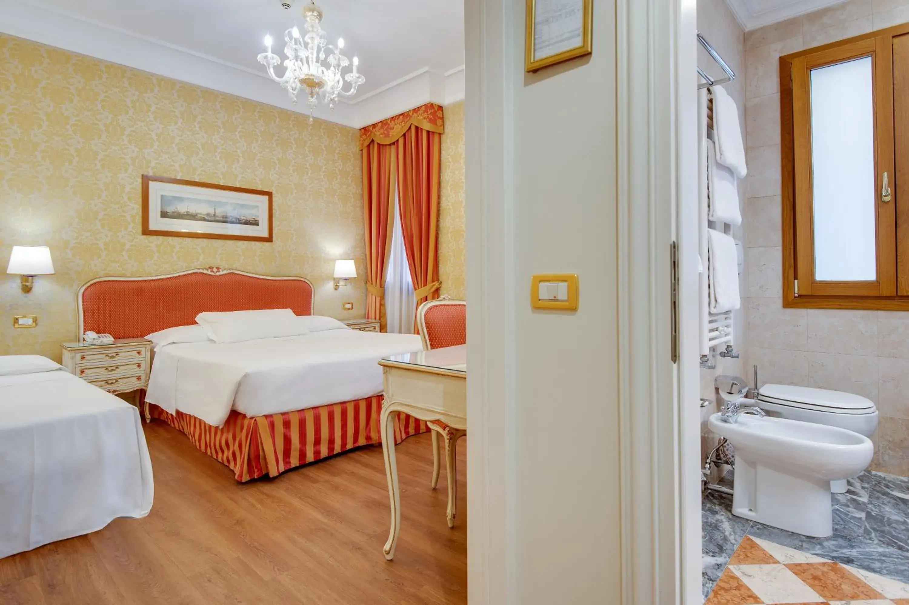 Toilet, Bed in Hotel Antiche Figure Toilet, Bed in Hotel Antiche Figure