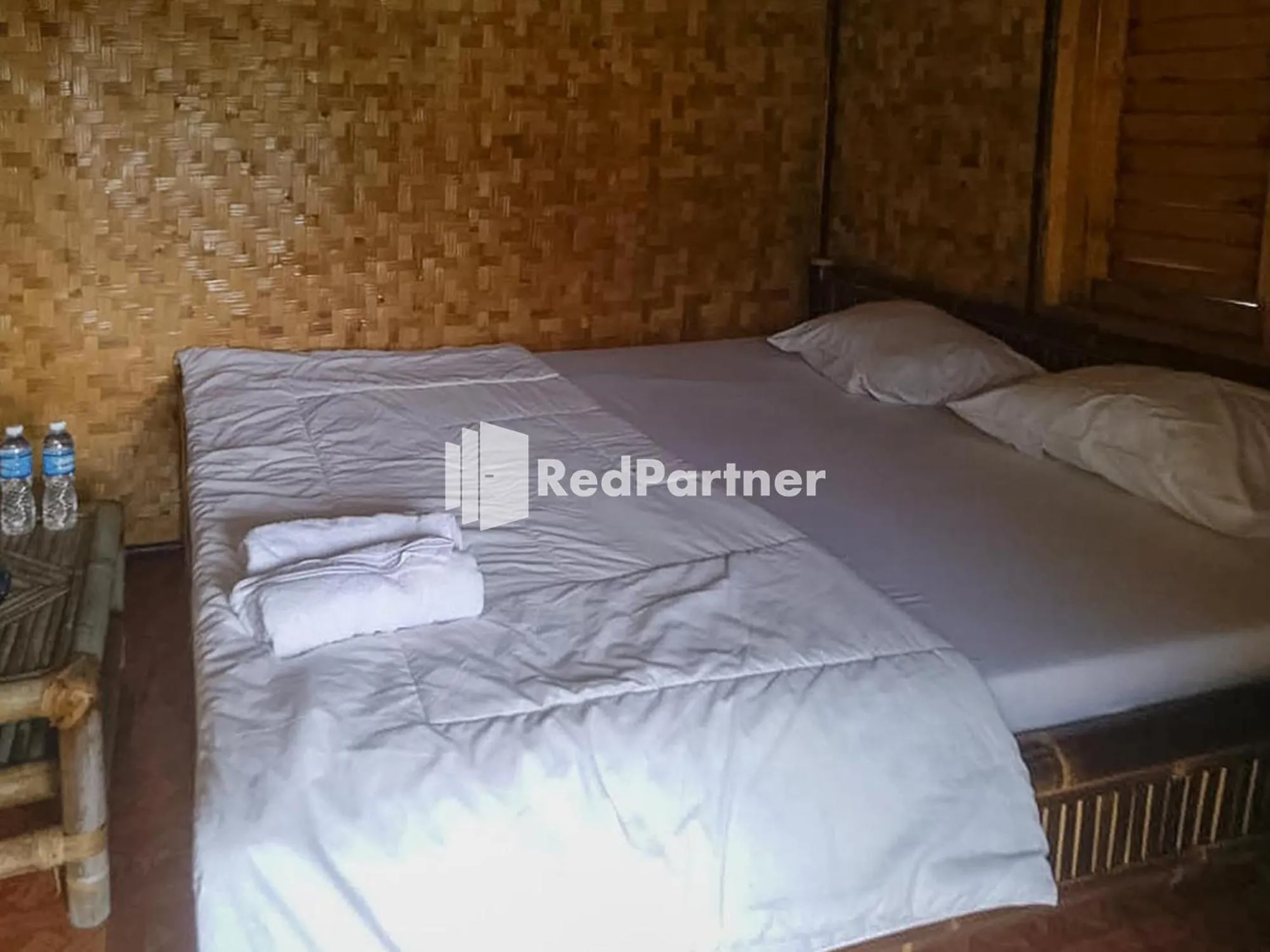 Bed in De Salak Homestay Gunung Salak RedPartner