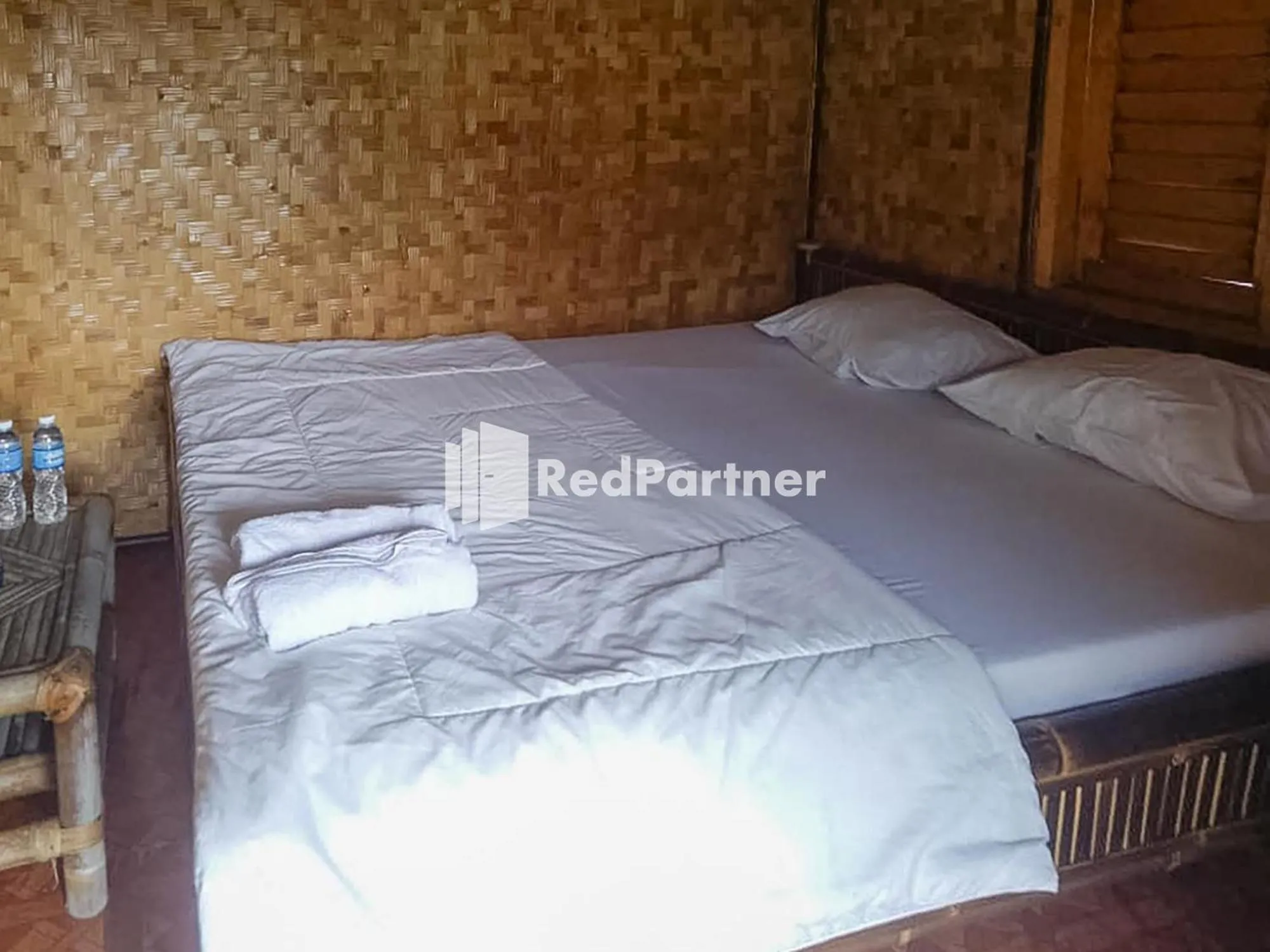 Bed in De Salak Homestay Gunung Salak RedPartner