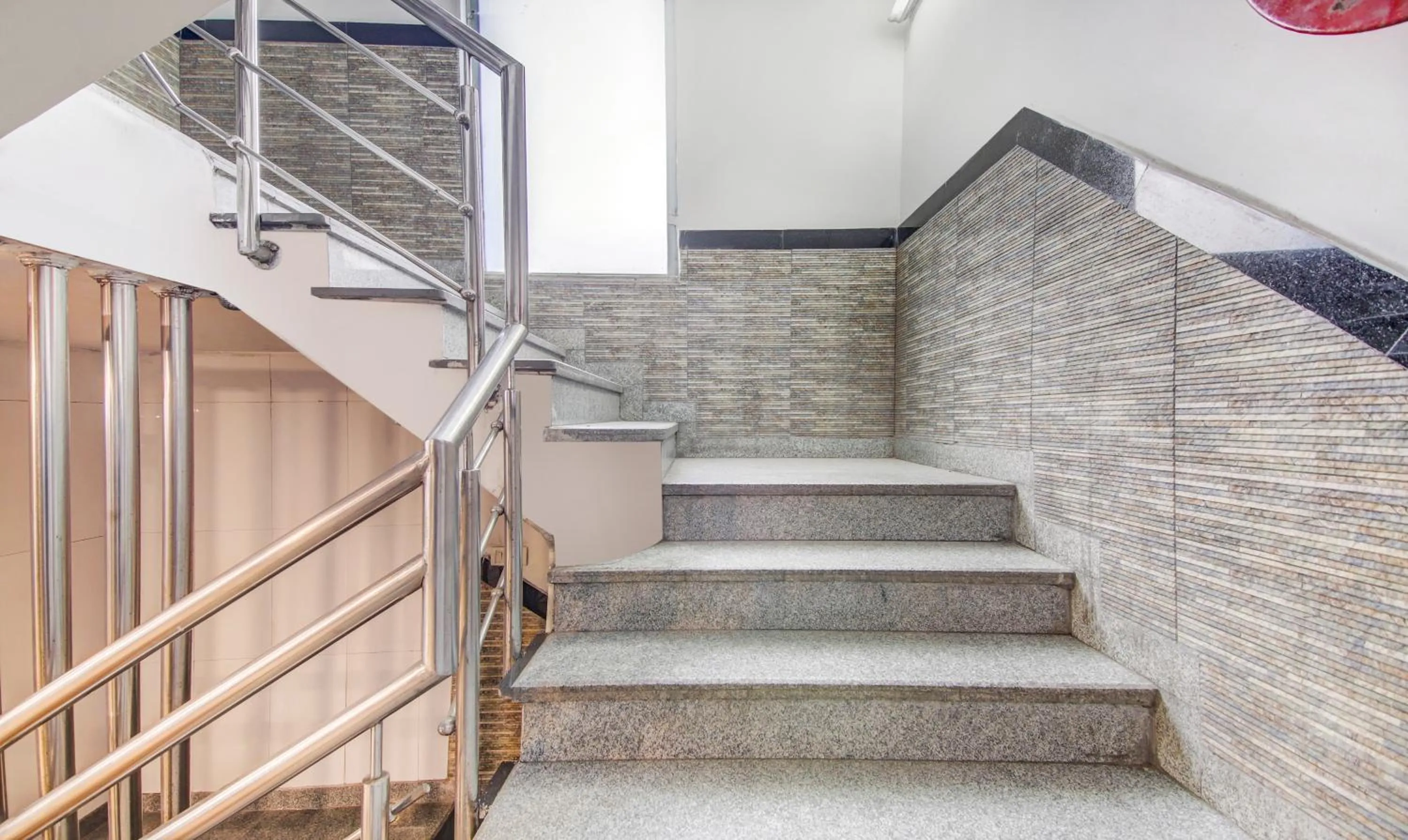 Lobby or reception in Treebo The Kings Plaza