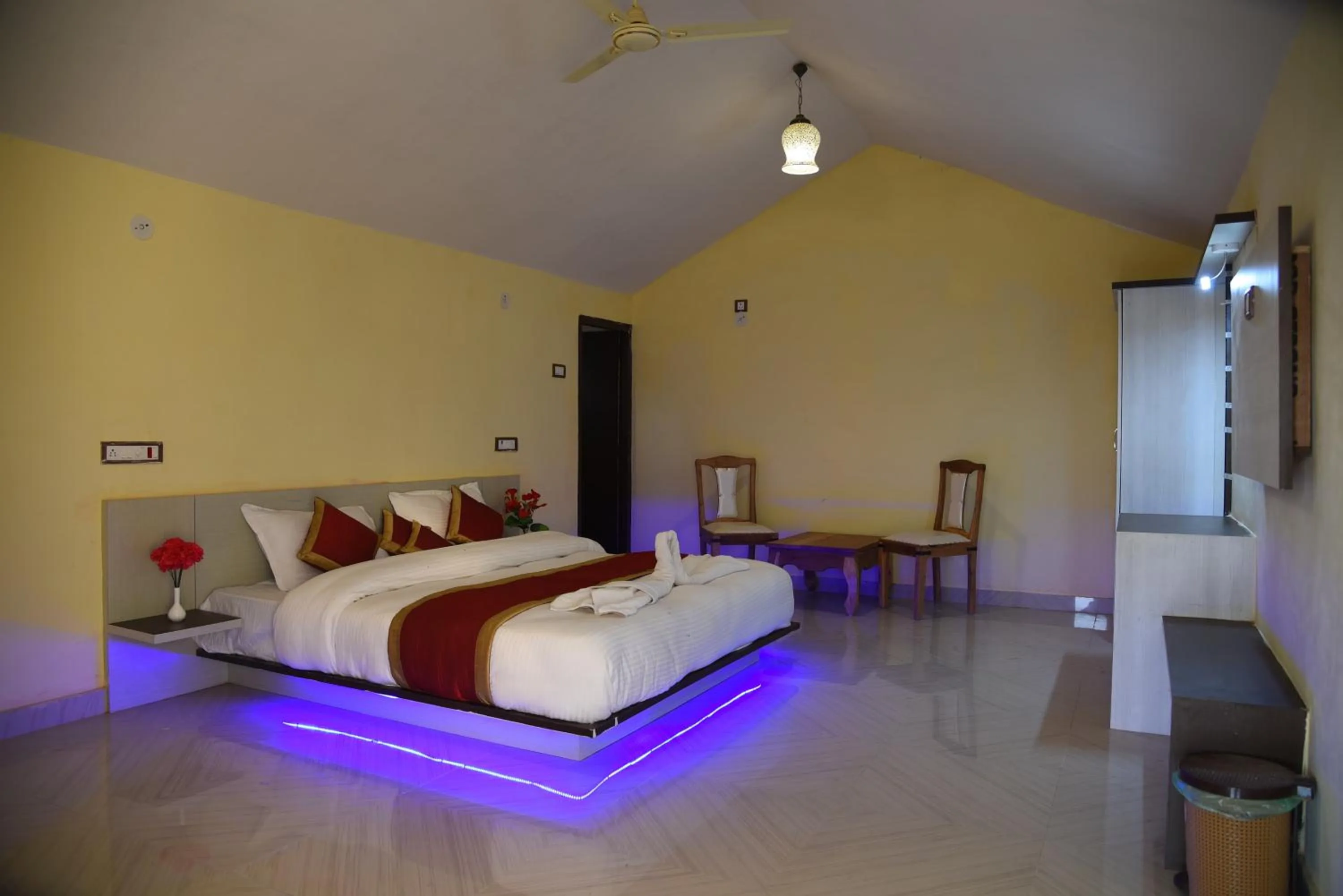 Bed in Garh Rajputana camp