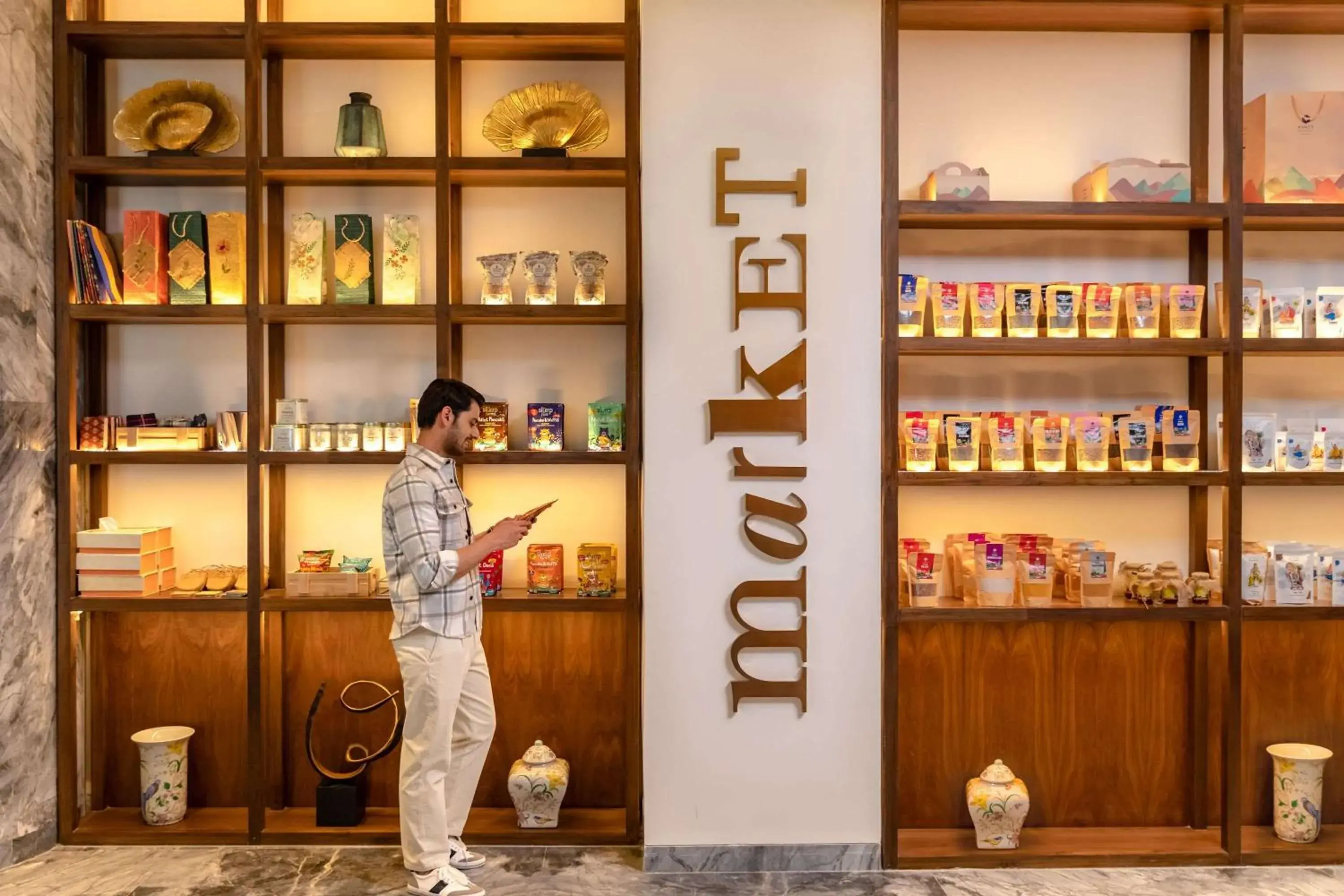 Lounge or bar in Hyatt Regency Dehradun Resort and Spa Lounge or bar in Hyatt Regency Dehradun Resort and Spa