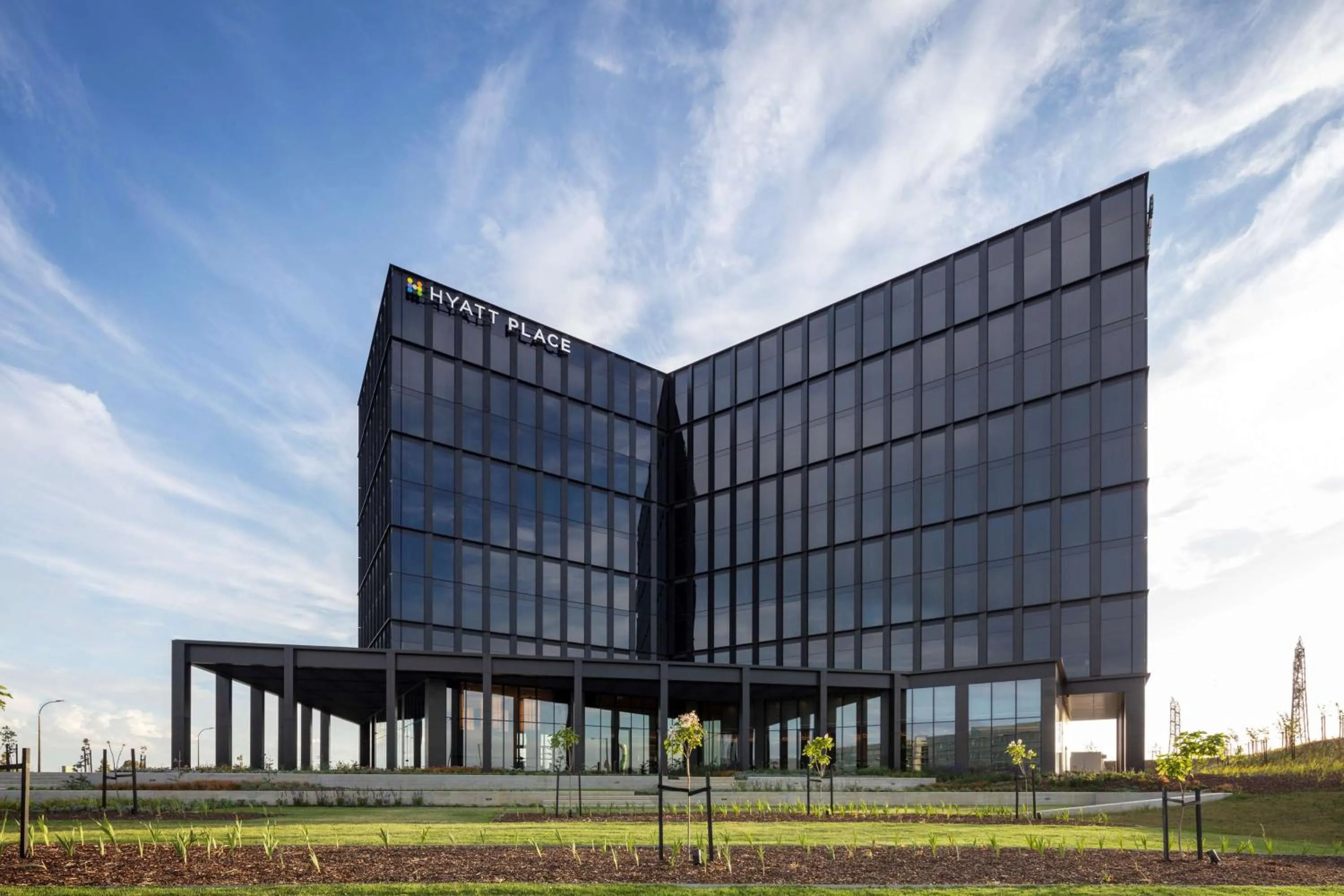 Property building in Hyatt Place Melbourne Caribbean Park