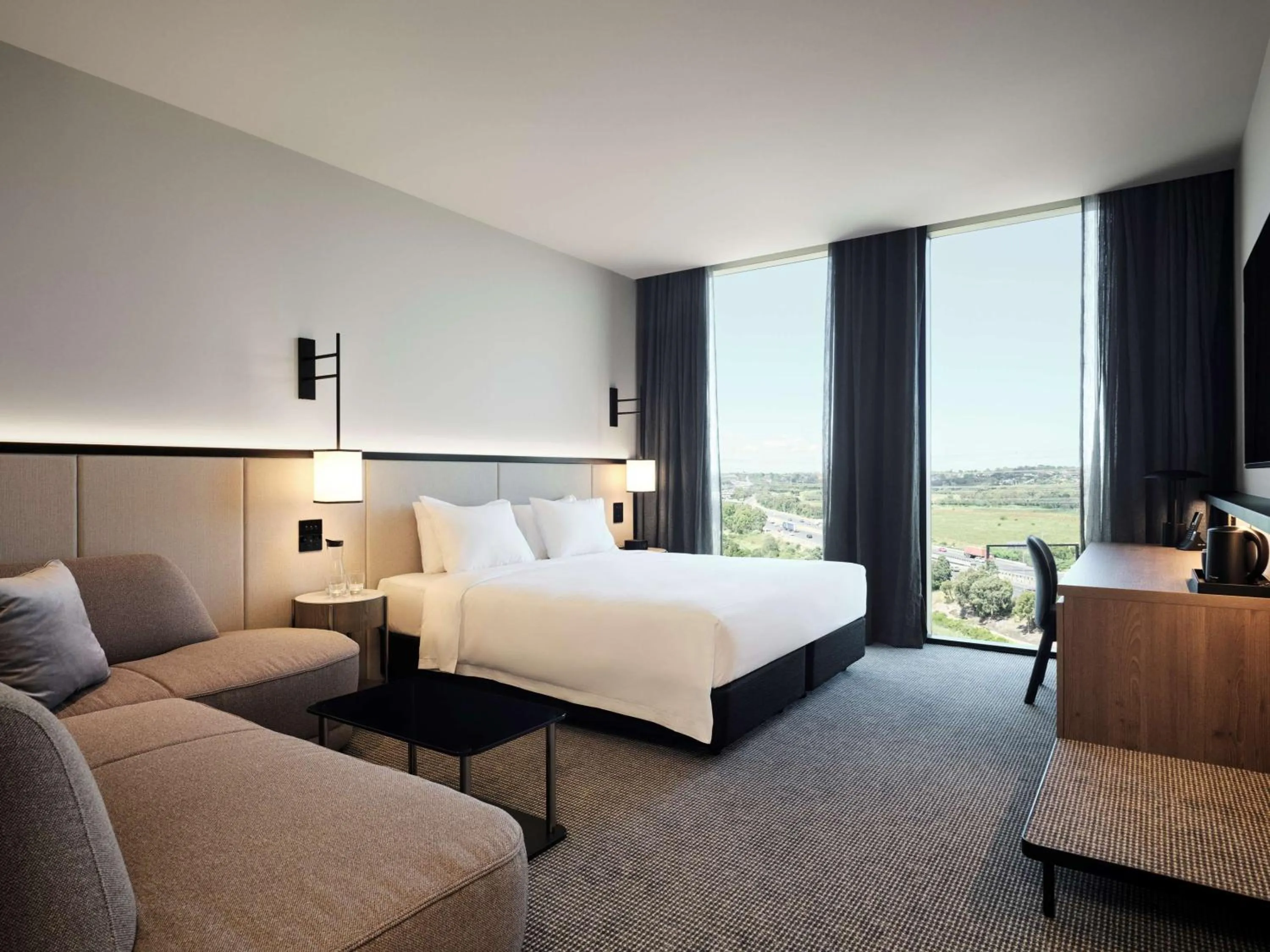 Bedroom, Bed in Hyatt Place Melbourne Caribbean Park