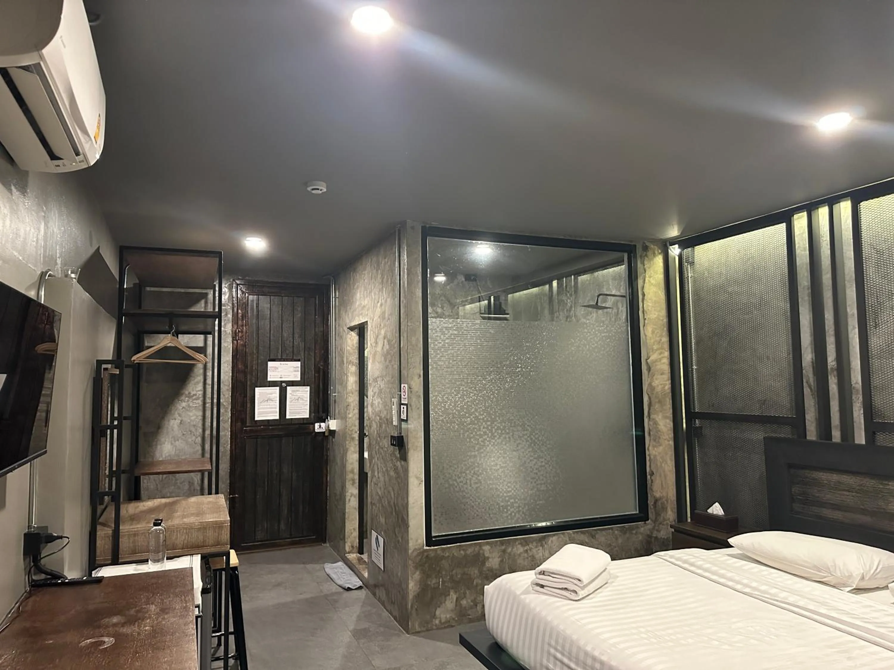 Bedroom, Bed in Premier Hostel Chiang Mai