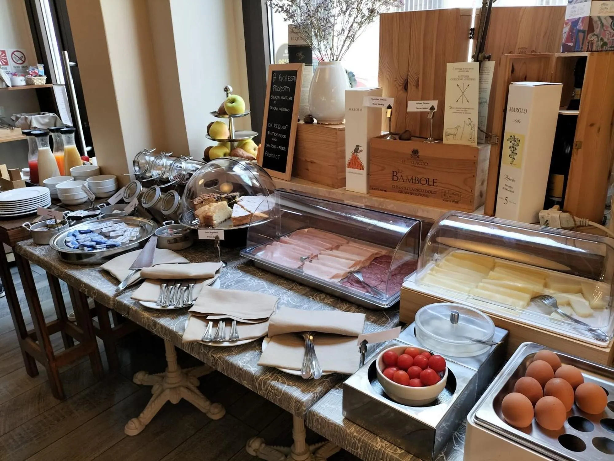 Breakfast in Hotel Cimabue