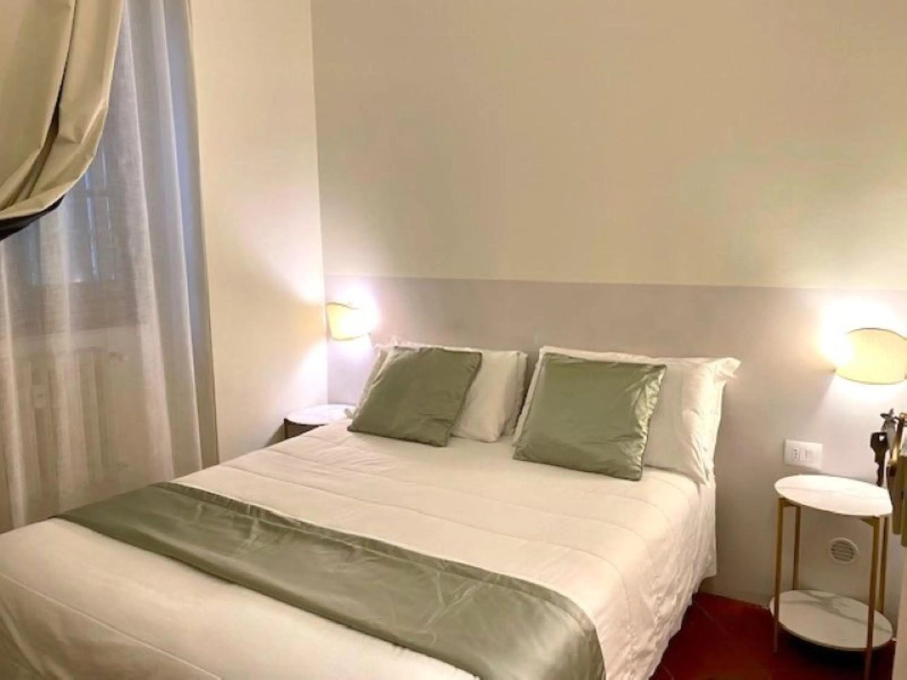 Bedroom, Bed in Hotel Cimabue
