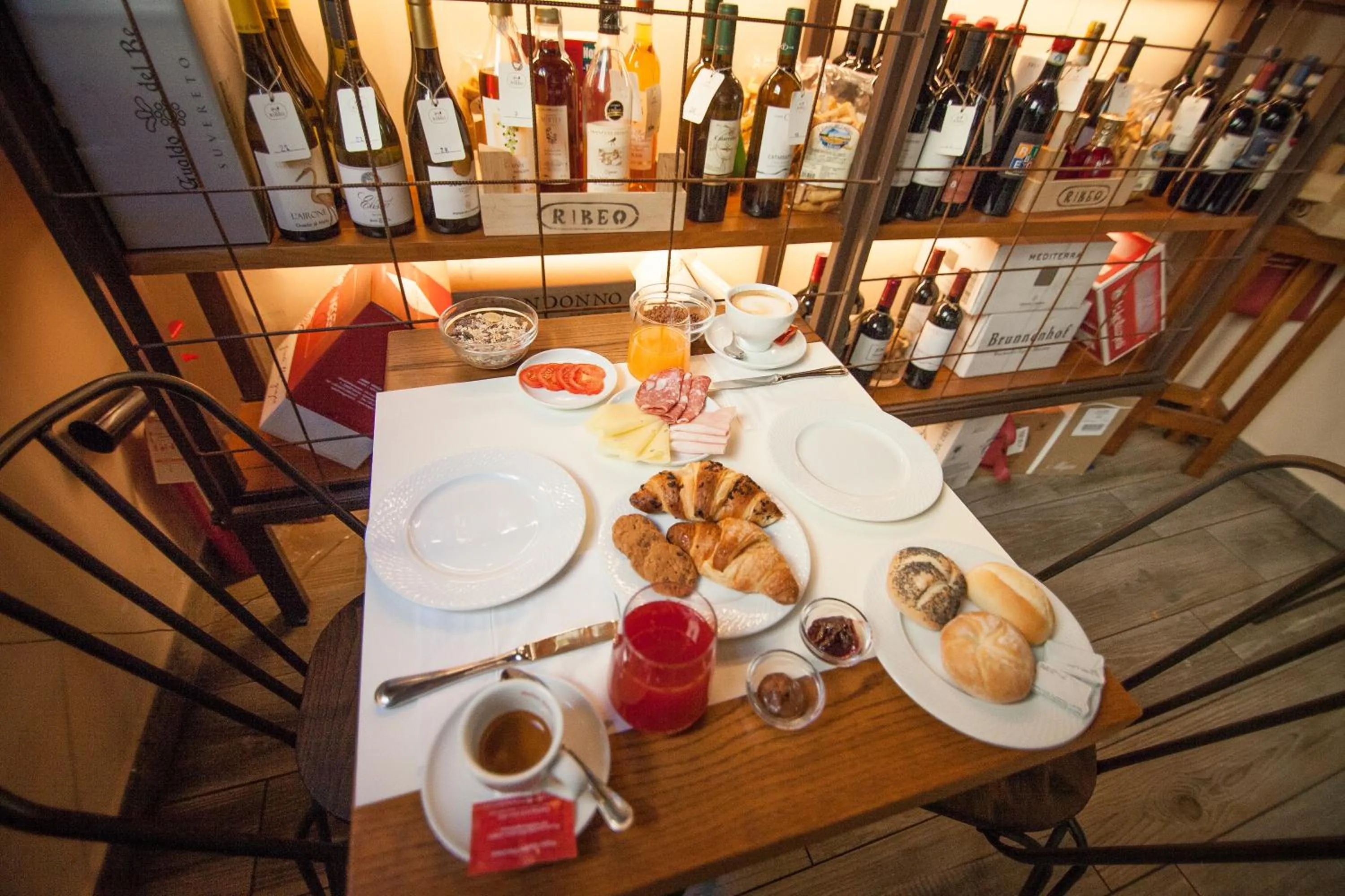 Breakfast in Hotel Cimabue