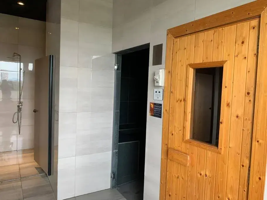 Kuantan Seaview Studio@Imperium Residence TgLumpur Kuantan Seaview Studio@Imperium Residence TgLumpur