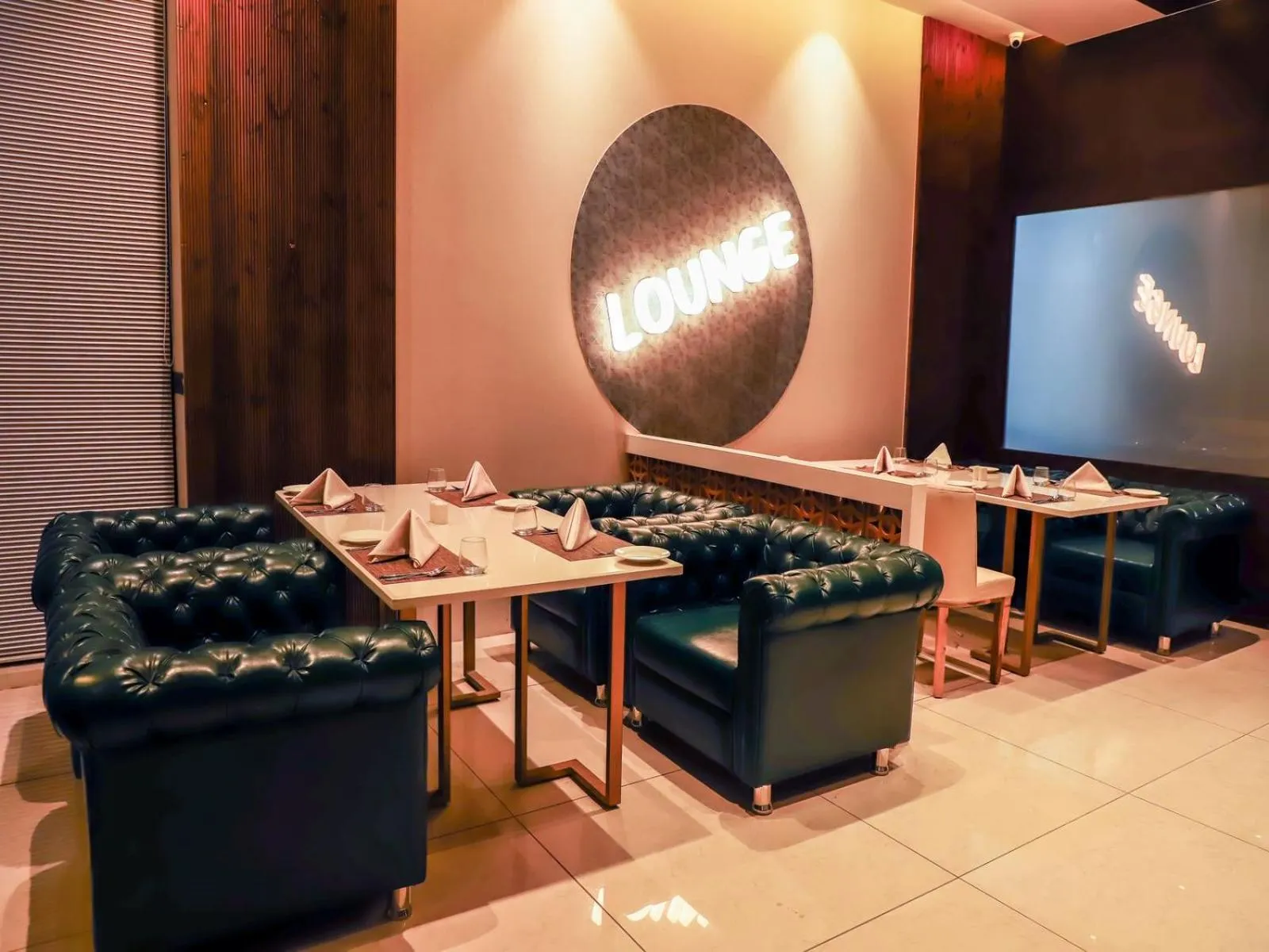 Lounge or bar in Essentia Luxury Hotel Indore