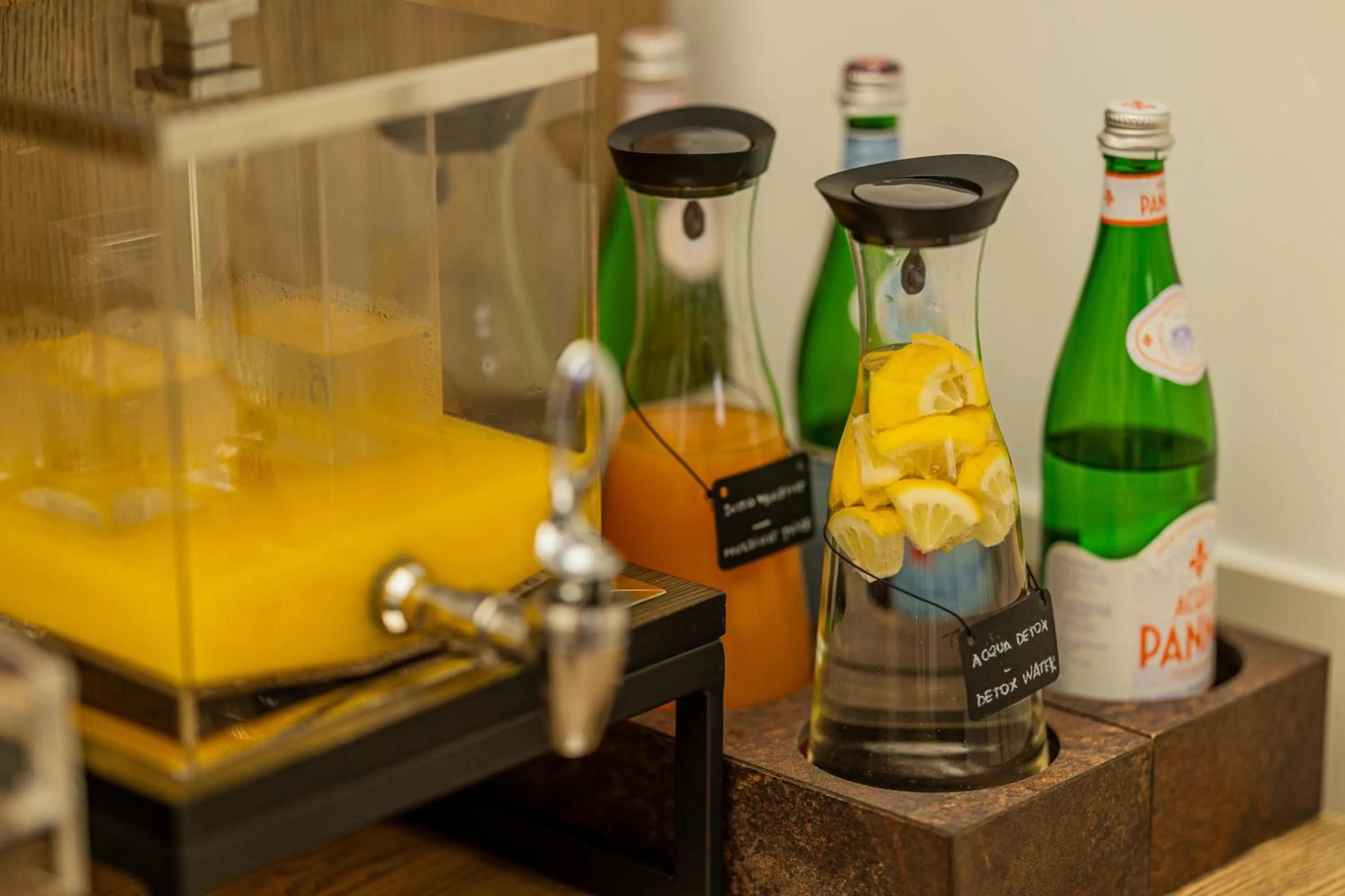 Buffet breakfast in Best Western Plus Hotel De Capuleti