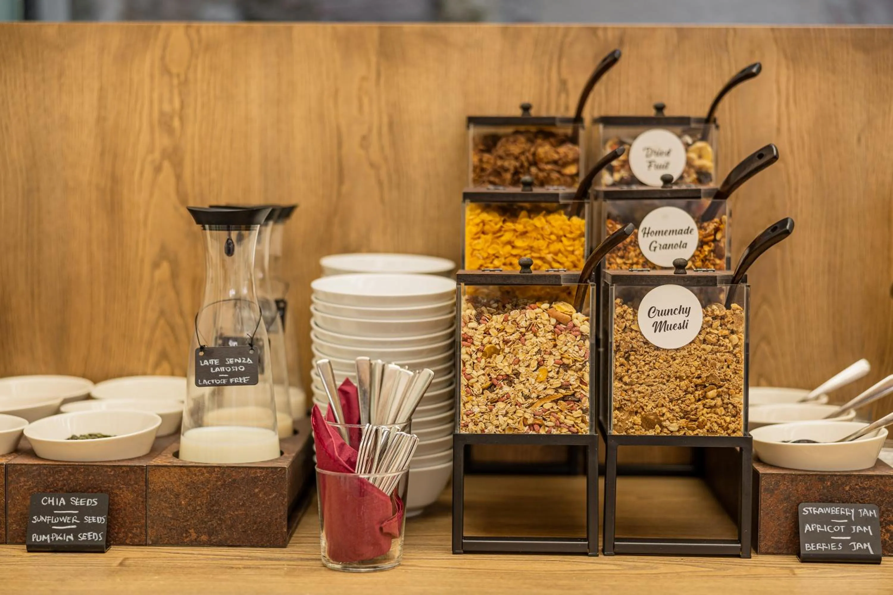 Buffet breakfast in Best Western Plus Hotel De Capuleti