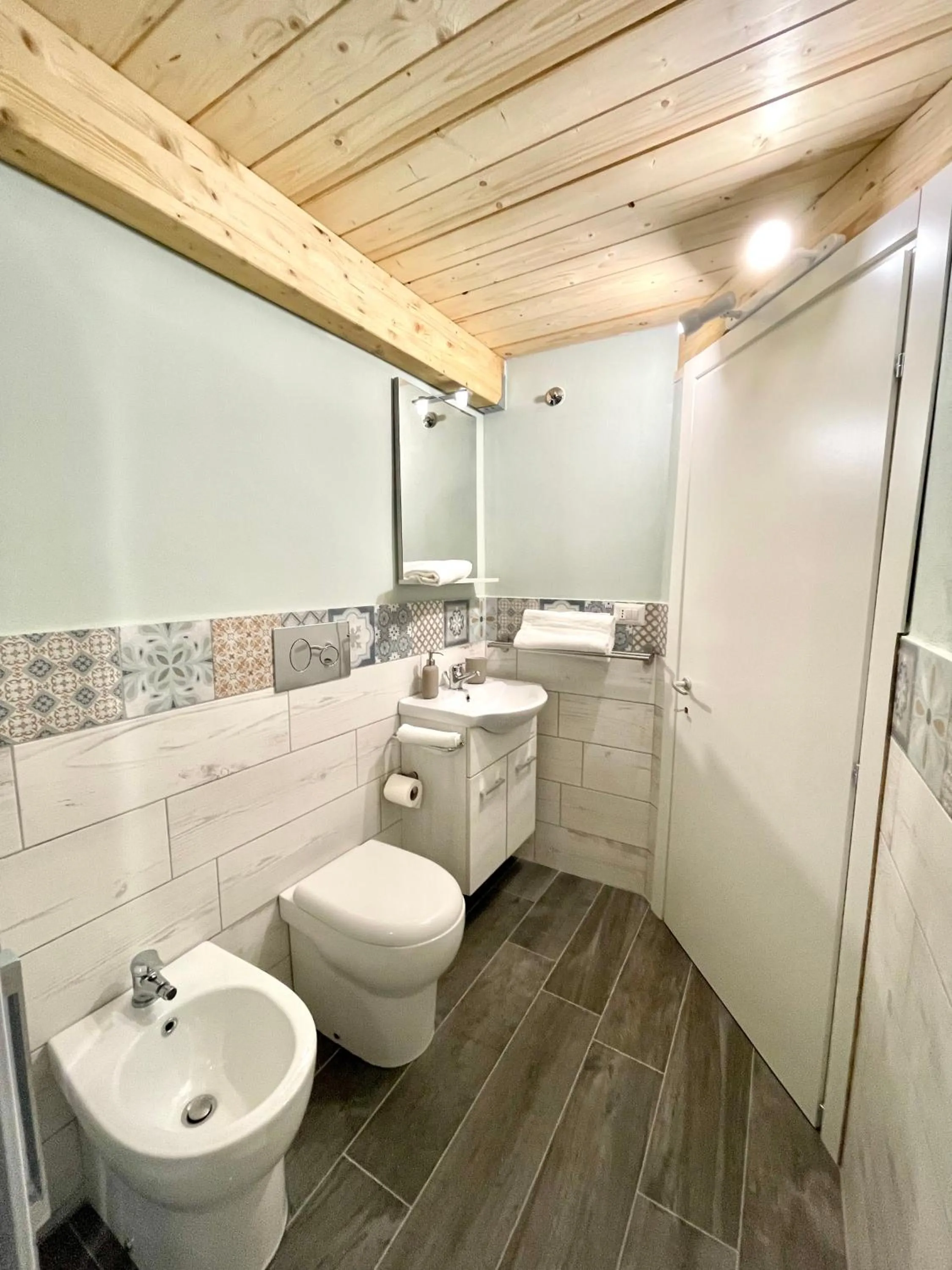 Bathroom in Loft Munira
