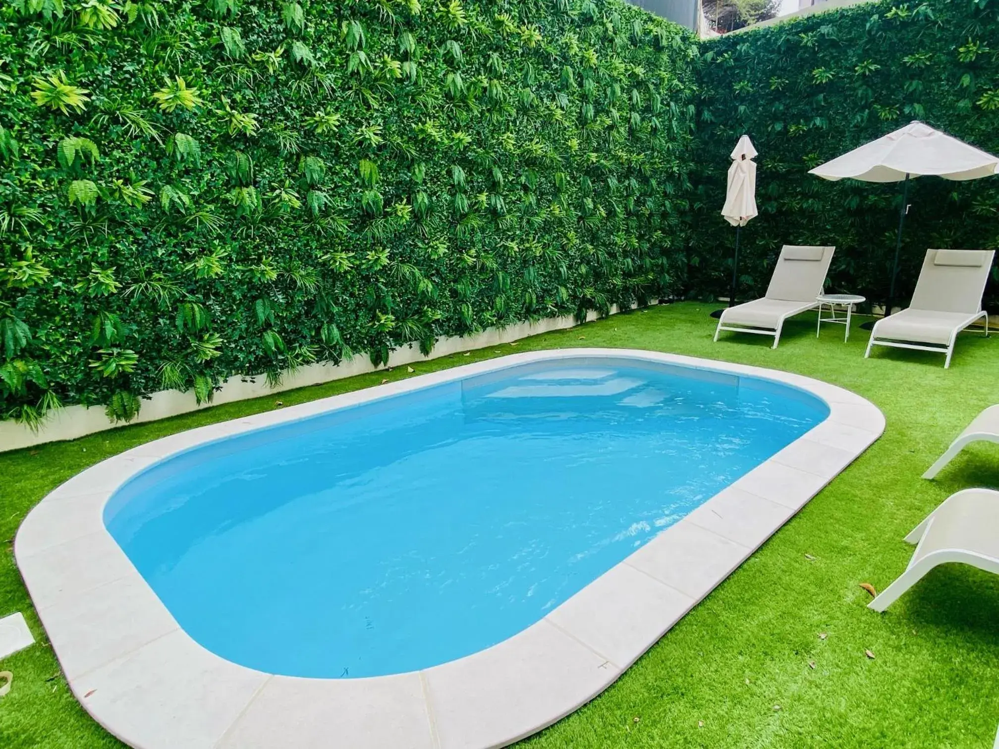 Pool view in Lisbon City Hollywood Hotel by City Hotels Pool view in Lisbon City Hollywood Hotel by City Hotels