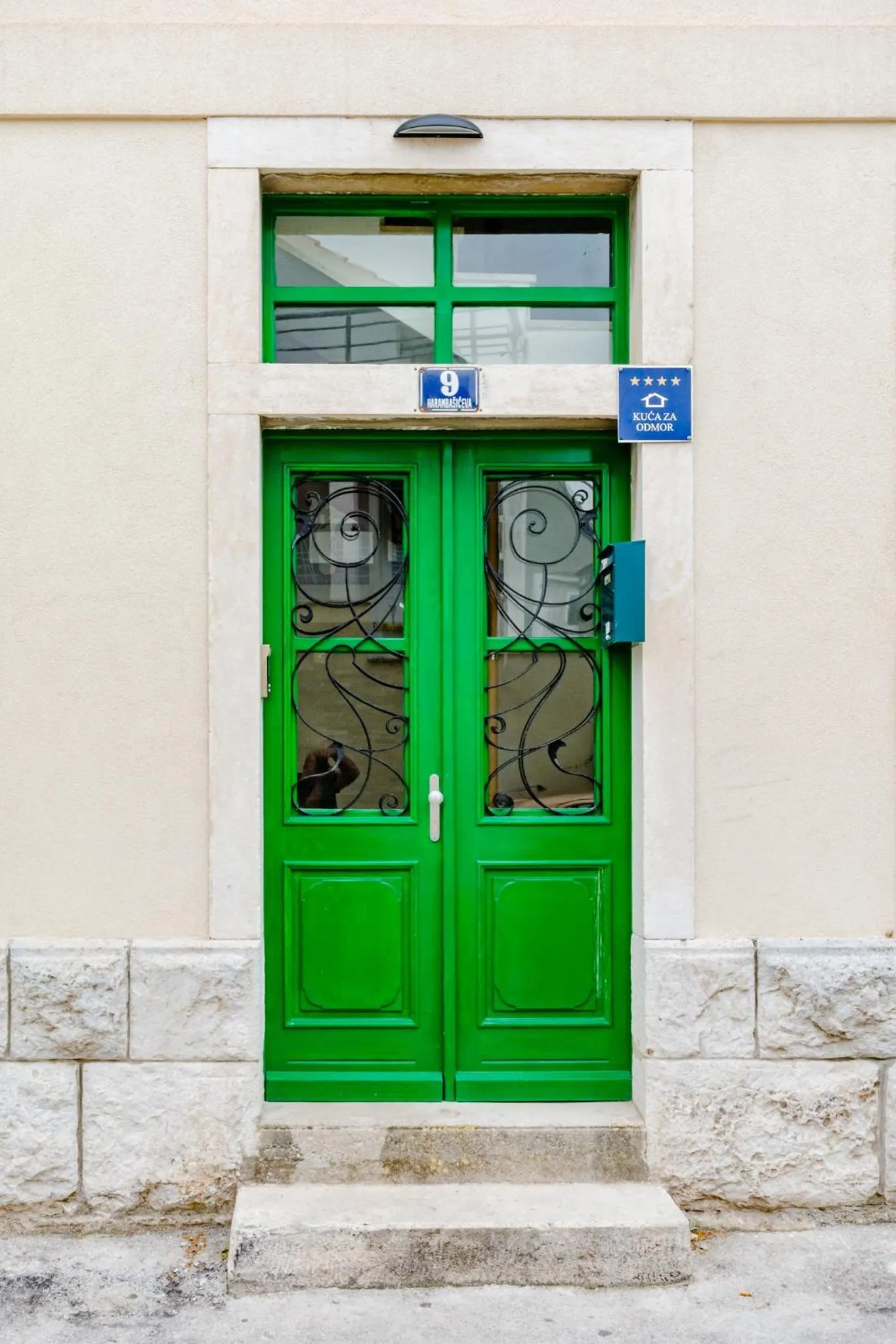 Facade/entrance in Luxury Villa Roza