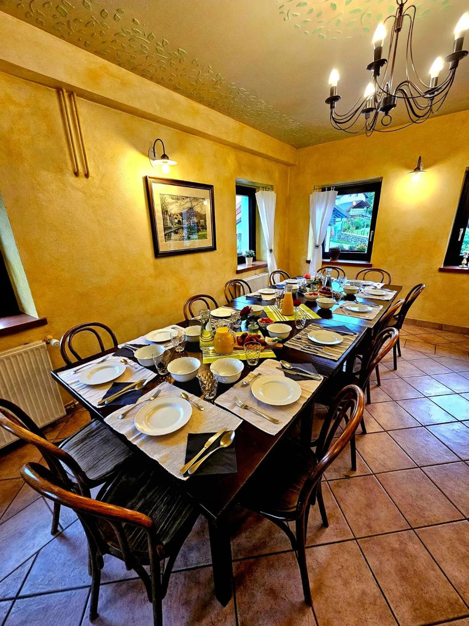 Dining area in Krka River Lodge