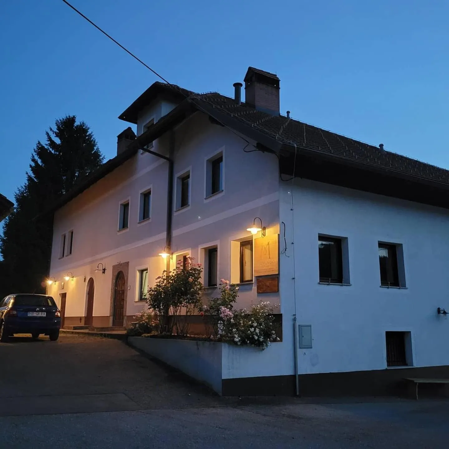 Property building in Krka River Lodge