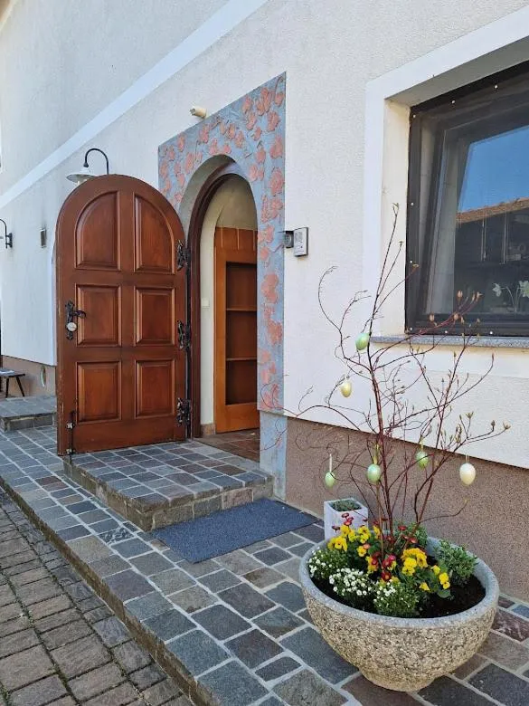 Facade/entrance in Krka River Lodge