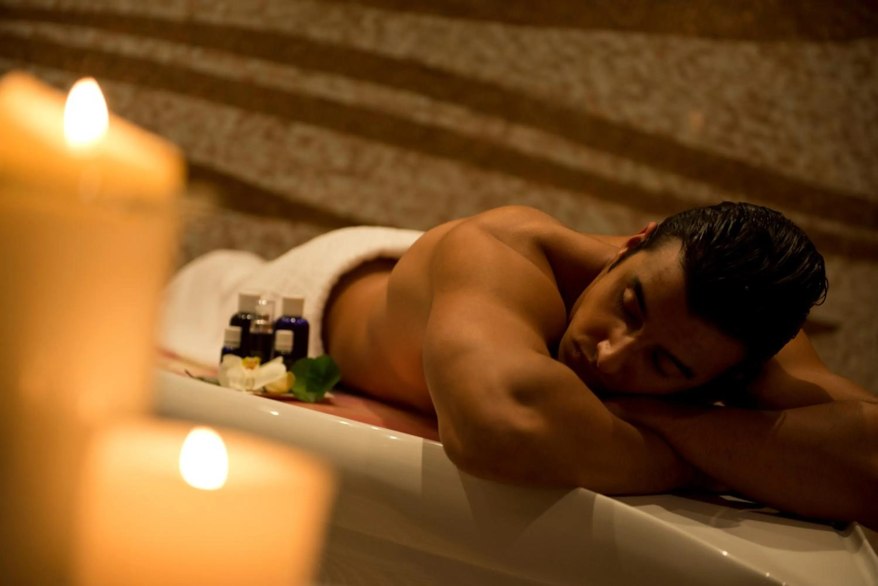 Spa and wellness centre/facilities in DAMAC Maison Mall Street