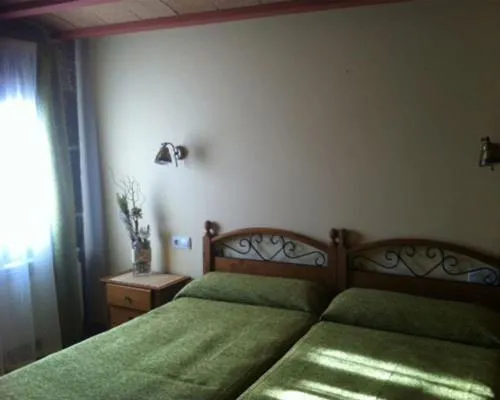 Twin Room - single occupancy in As Chivas