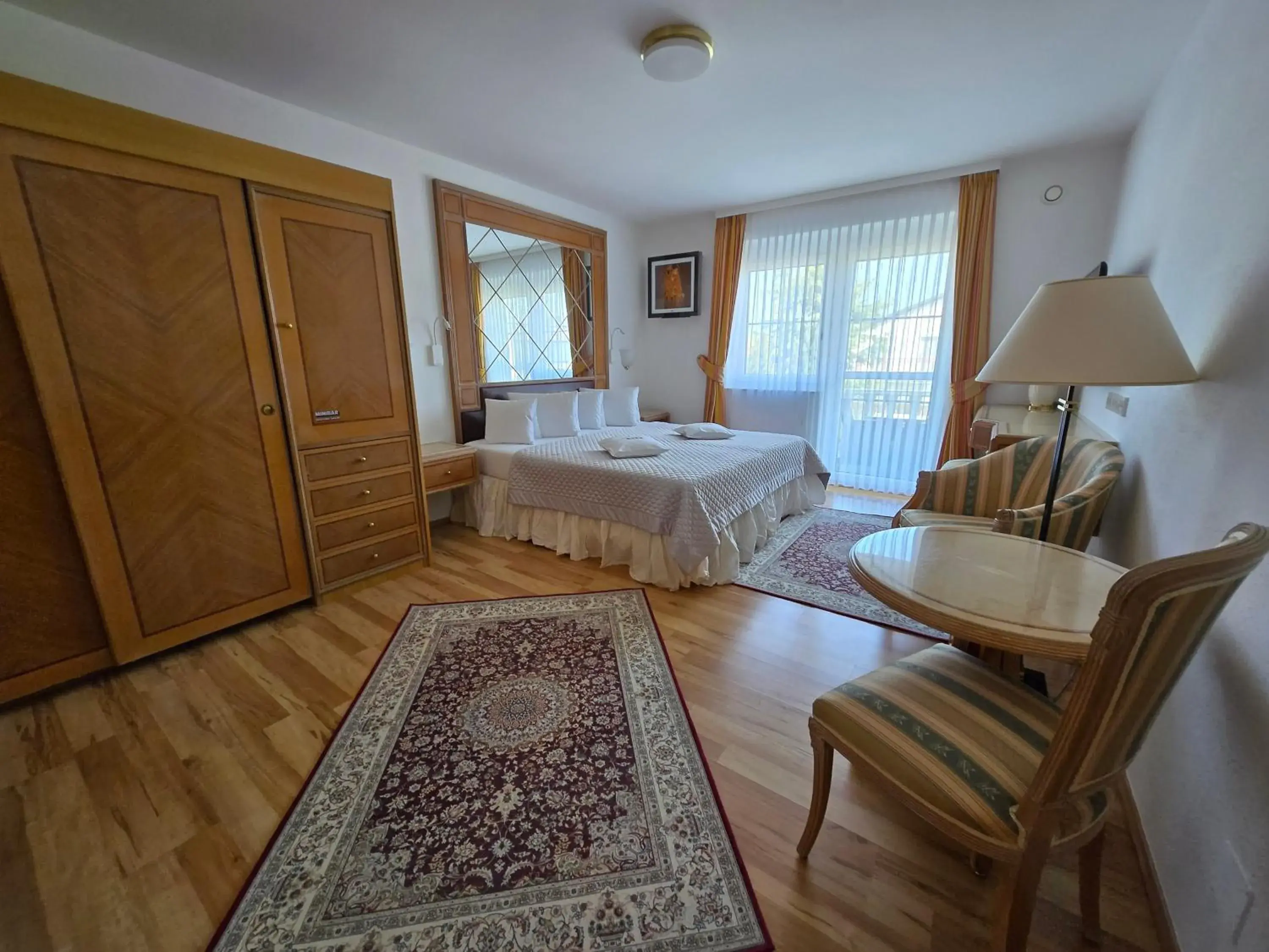 Comfort Double Room with Balcony or Terrace in Villa Katharina Comfort Double Room with Balcony or Terrace in Villa Katharina
