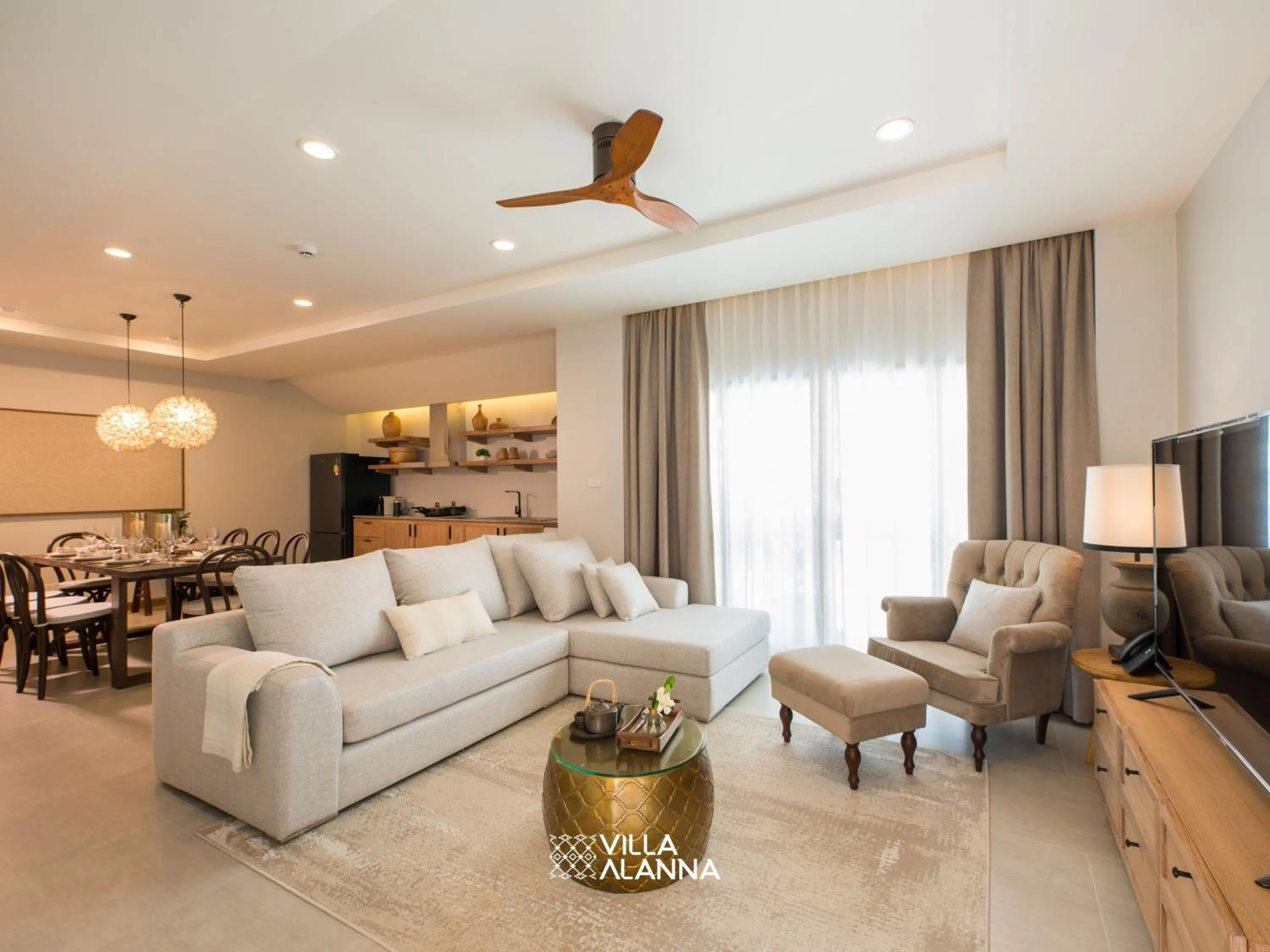 Kitchen or kitchenette in Villa ALANNA