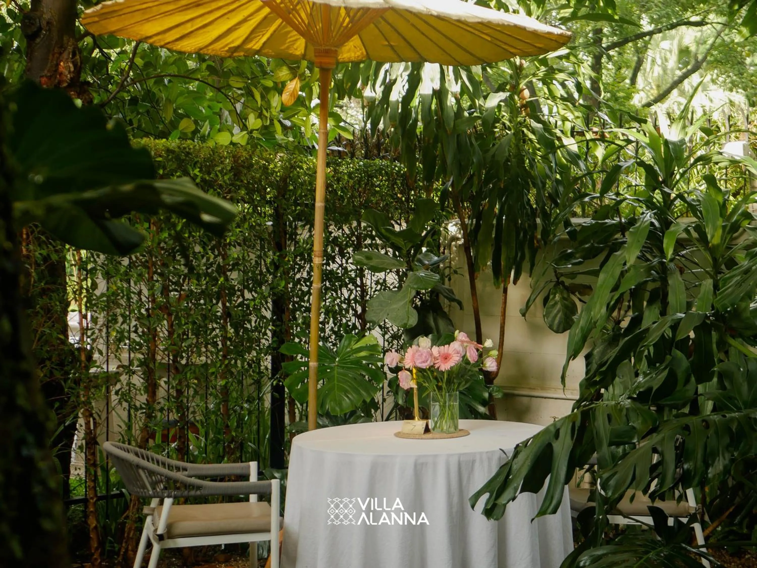 Garden in Villa ALANNA